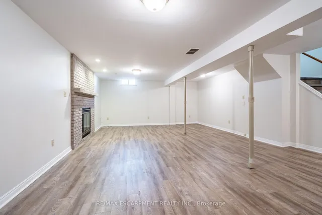 Additional property image - 35 Republic Ave