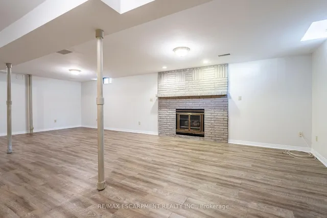 Additional property image - 35 Republic Ave