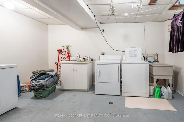 Additional property image - 35 Republic Ave