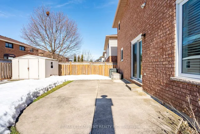 Additional property image - 35 Republic Ave