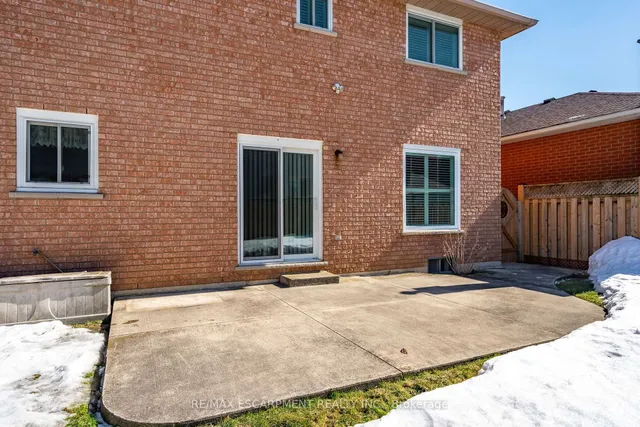 Additional property image - 35 Republic Ave