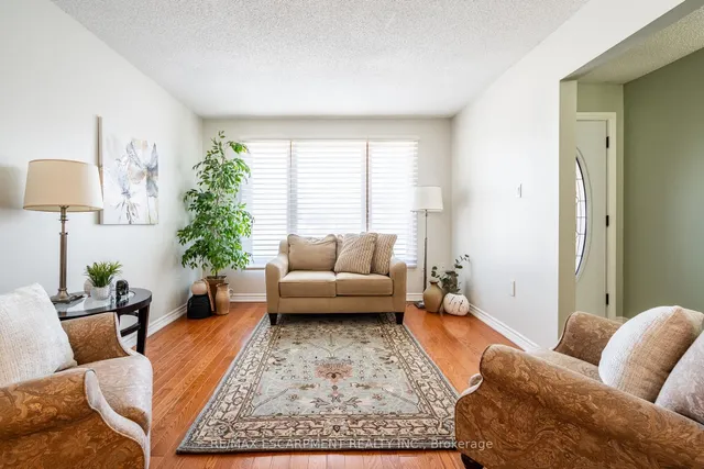 Additional property image - 35 Republic Ave
