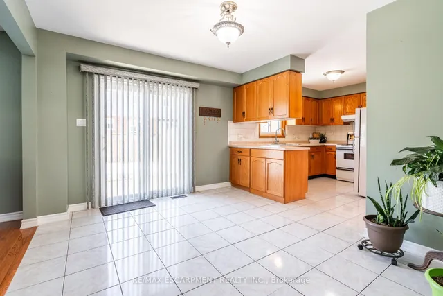 Additional property image - 35 Republic Ave
