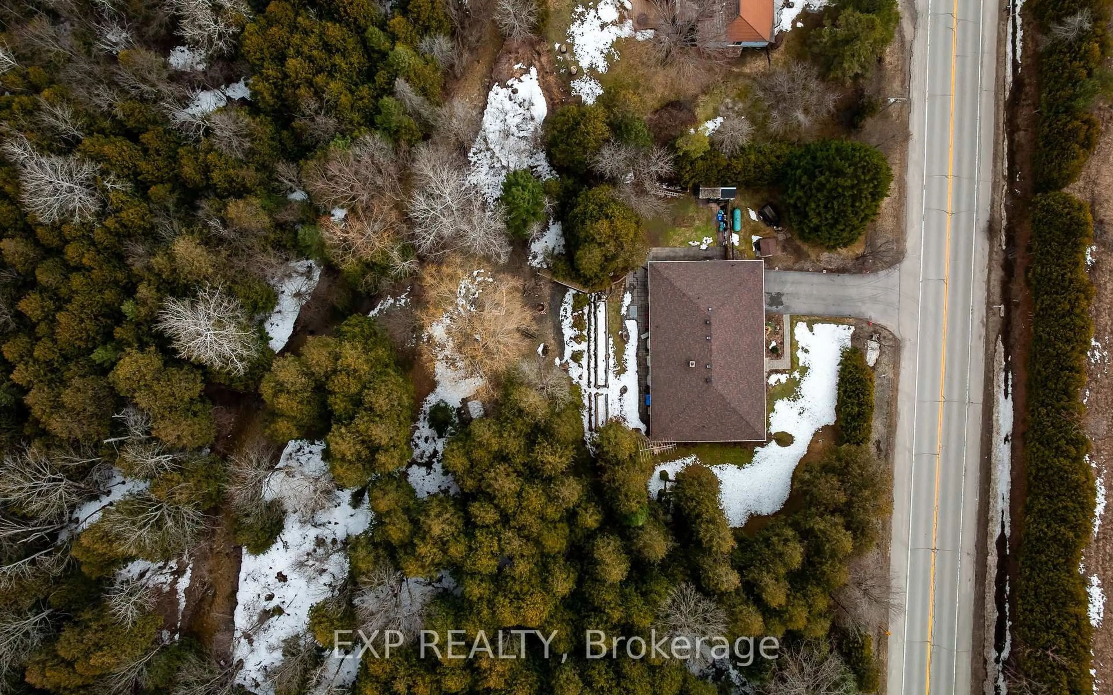 A pic from outside/outdoor area/front of a property/back of a property/a pic from drone, forest/trees view for 307073 Hockley Rd, Mono Ontario L9W 6M8