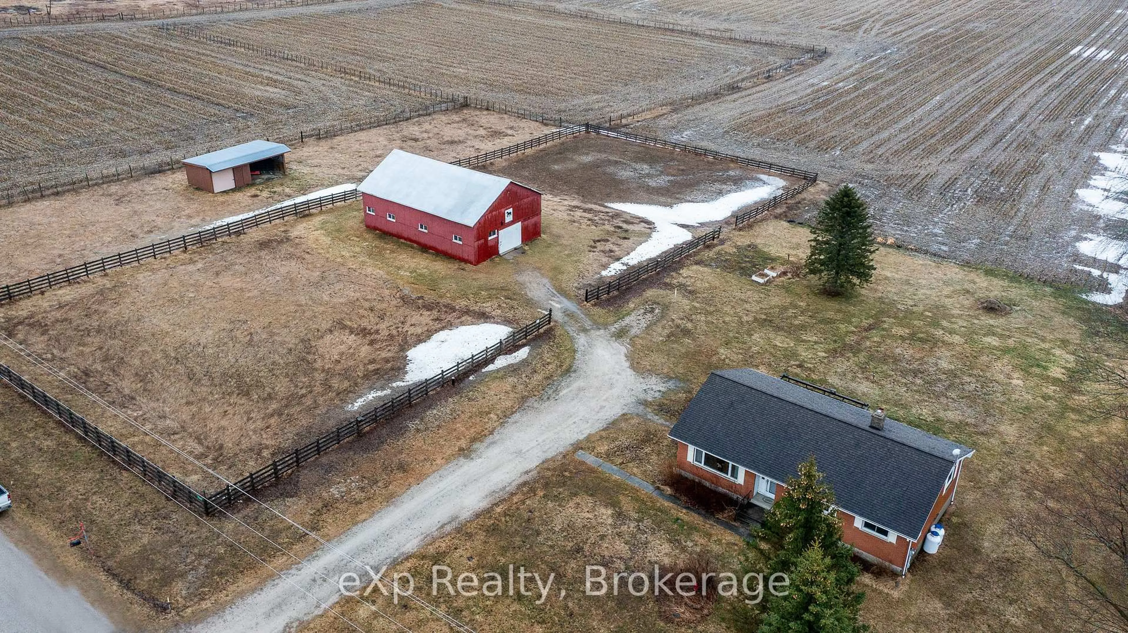 A pic from outside/outdoor area/front of a property/back of a property/a pic from drone, building for 439607 Sydenham-Lakeshore Dr, Meaford Ontario N0H 1B0
