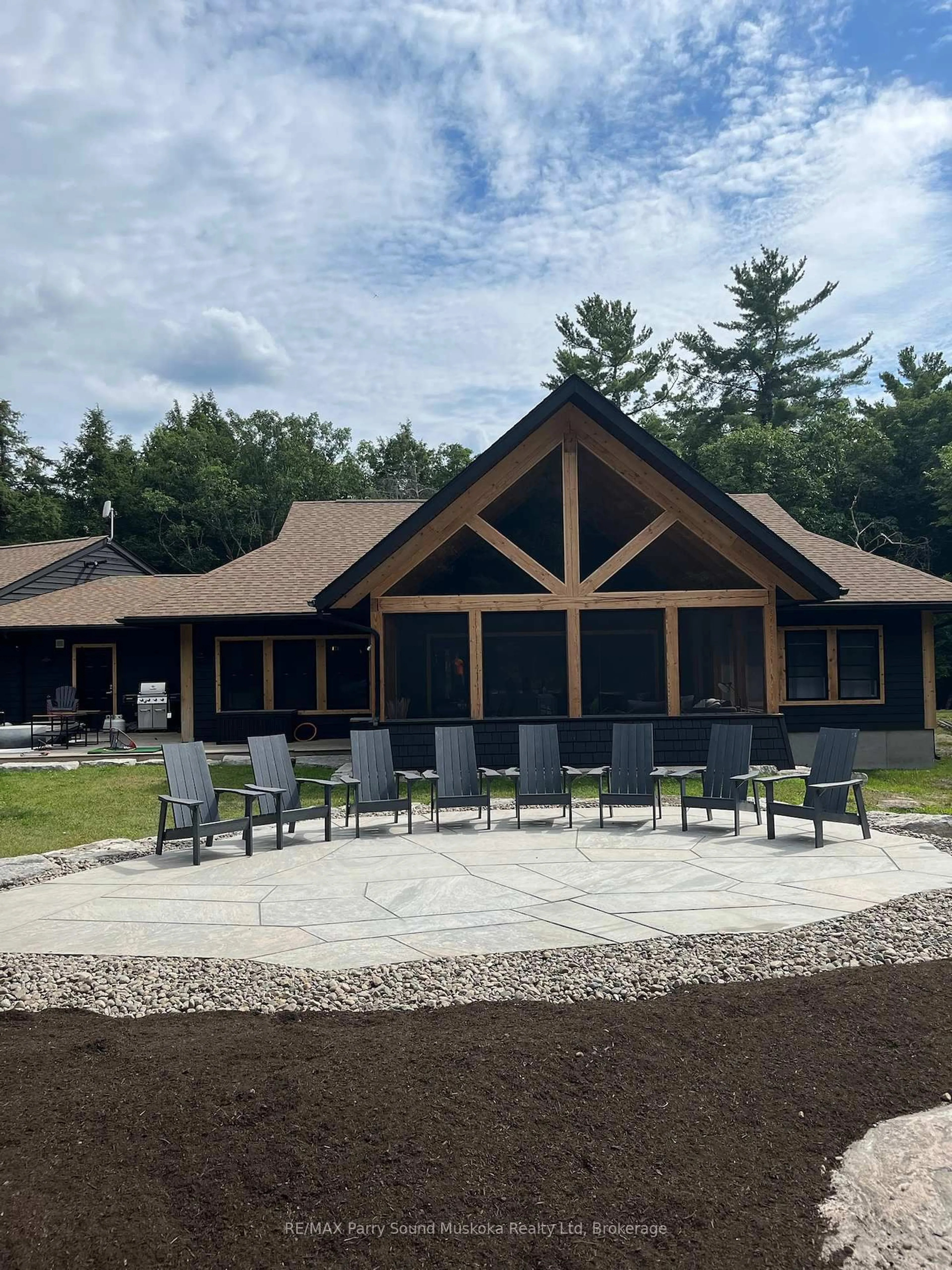 Patio, mountain view for 191 Clear Lake Rd, Seguin Ontario P2A 2W8