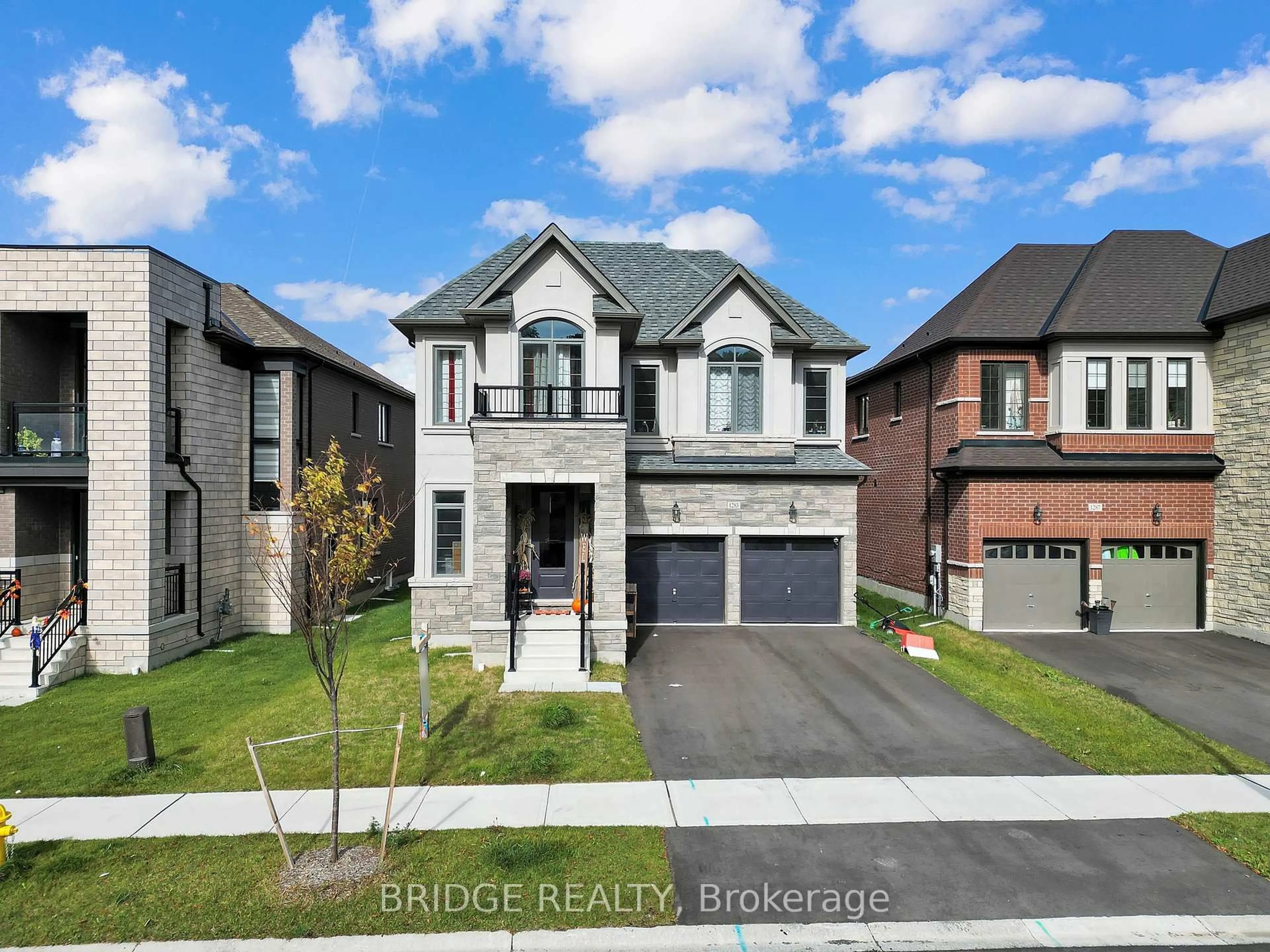 Home with brick exterior material, street for 1283 Upper Thames Dr, Woodstock Ontario N4T 0M9