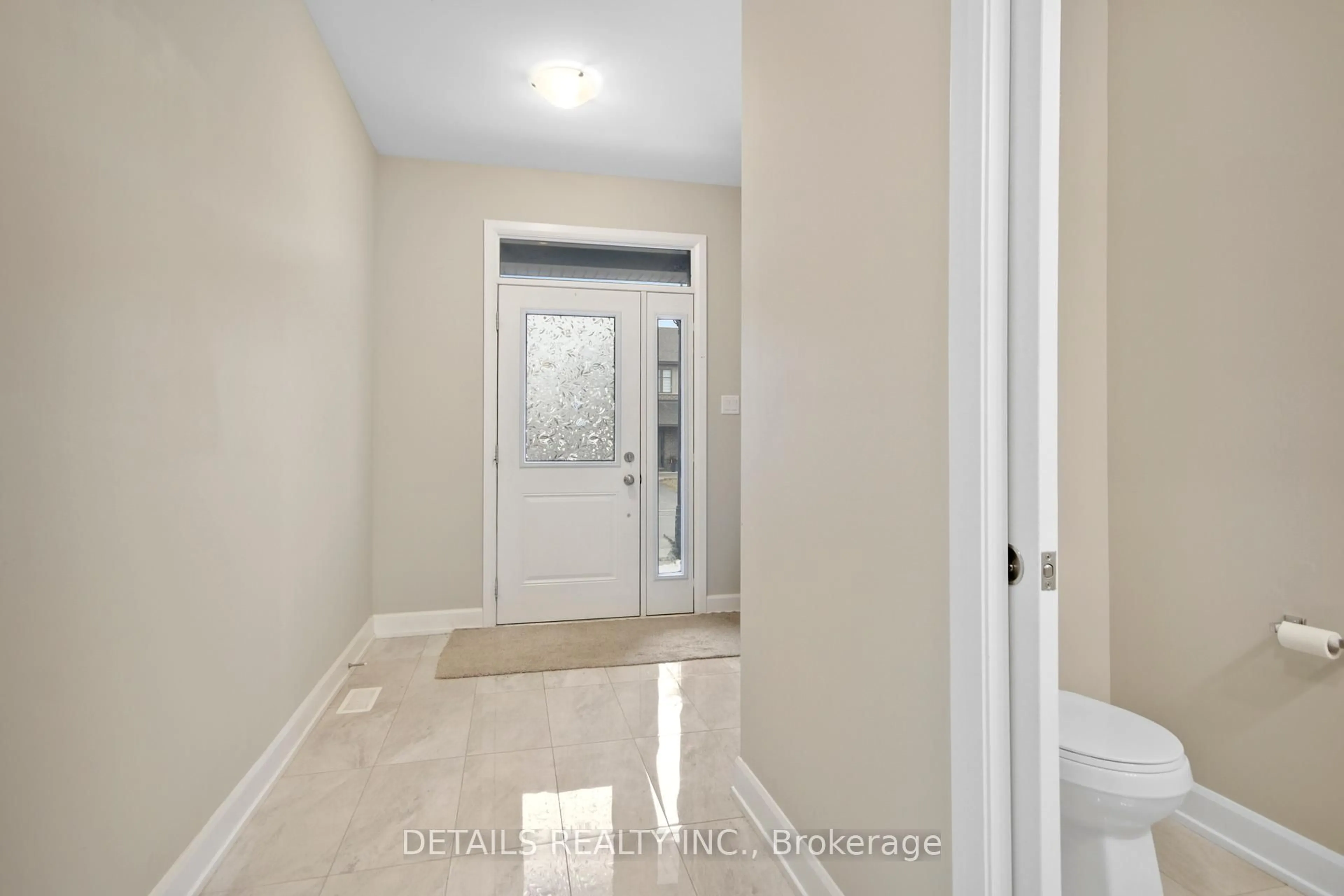 Indoor entryway for 14 Taber St, Carleton Place Ontario K7C 0H2