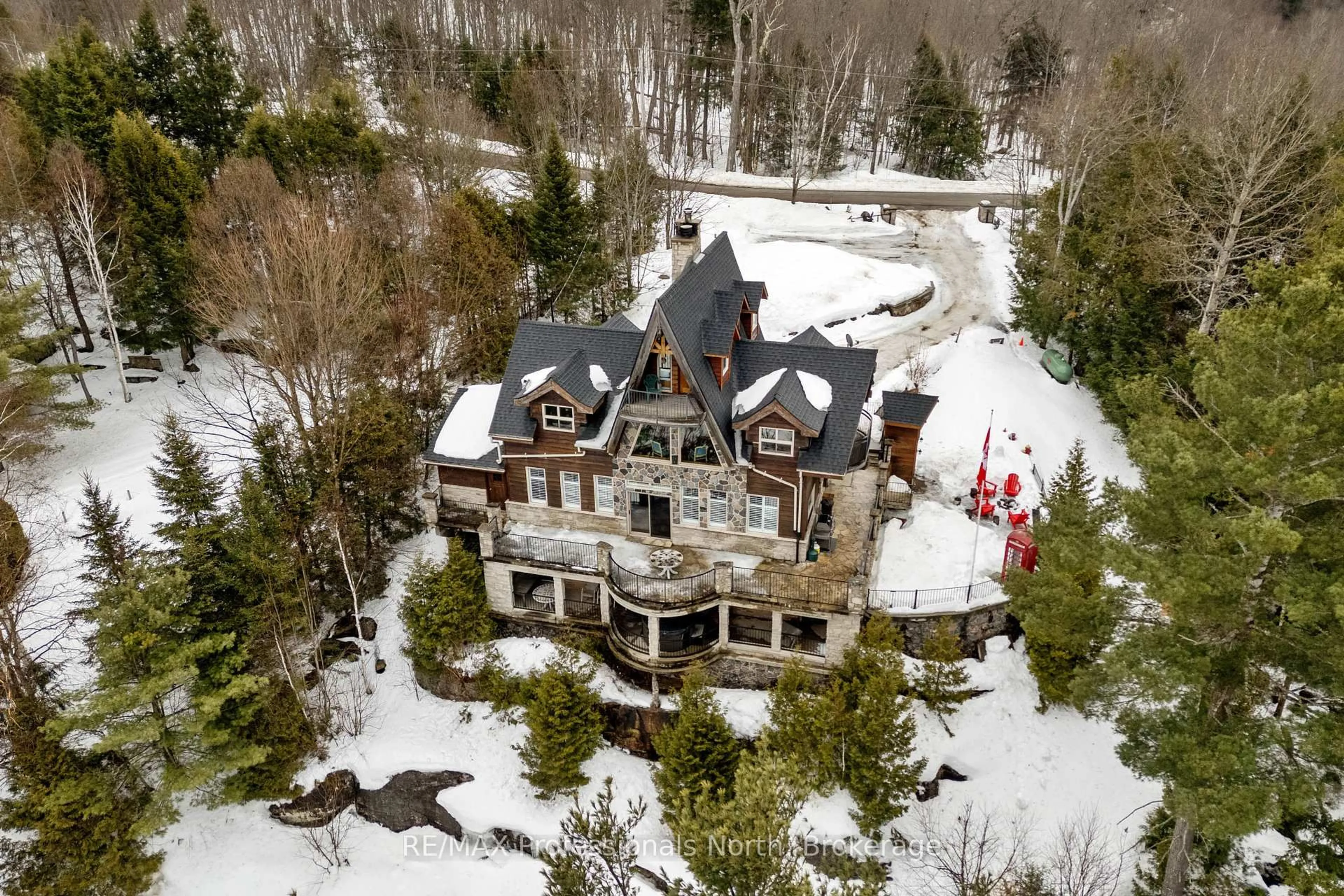 A pic from outside/outdoor area/front of a property/back of a property/a pic from drone, unknown for 1307 Watts Rd, Dysart et al Ontario K0M 1S0