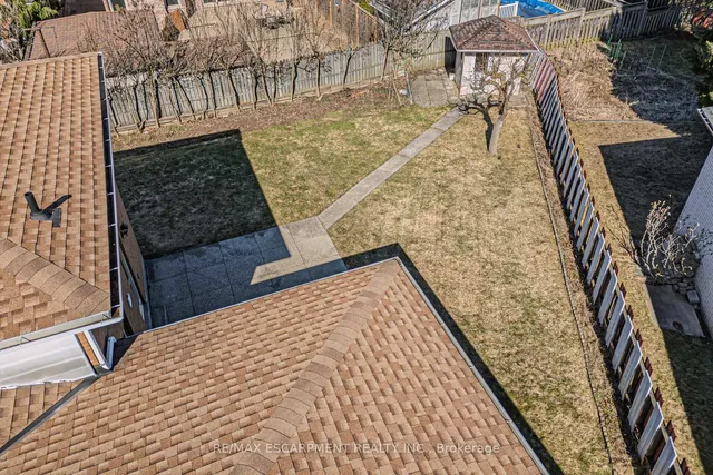 Additional property image - 20 Harvard Pl
