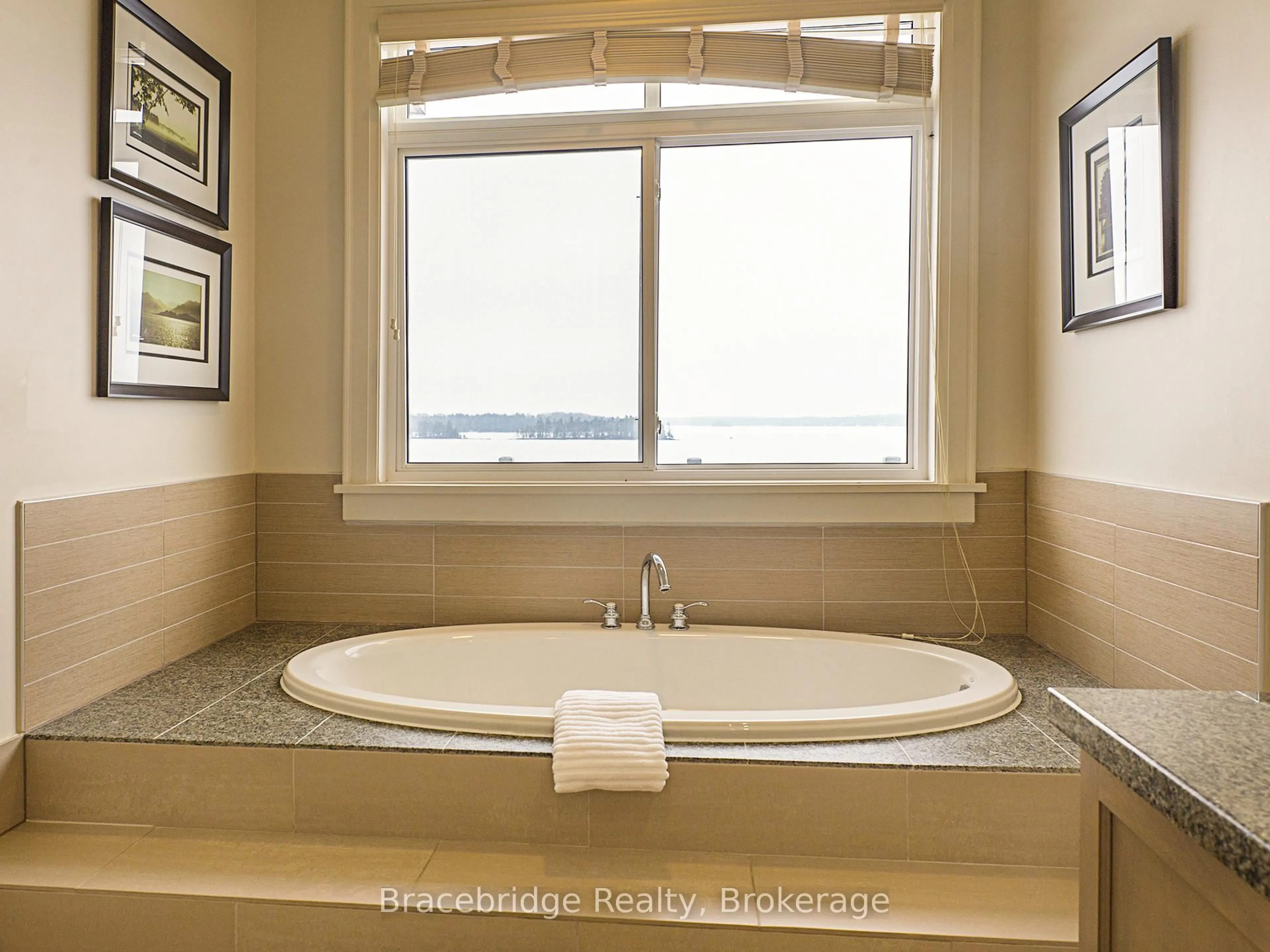 Contemporary bathroom, ceramic/tile floor for 1869 Muskoka Rd 118 N/A #B201-B2, Muskoka Lakes Ontario P1L 1W8