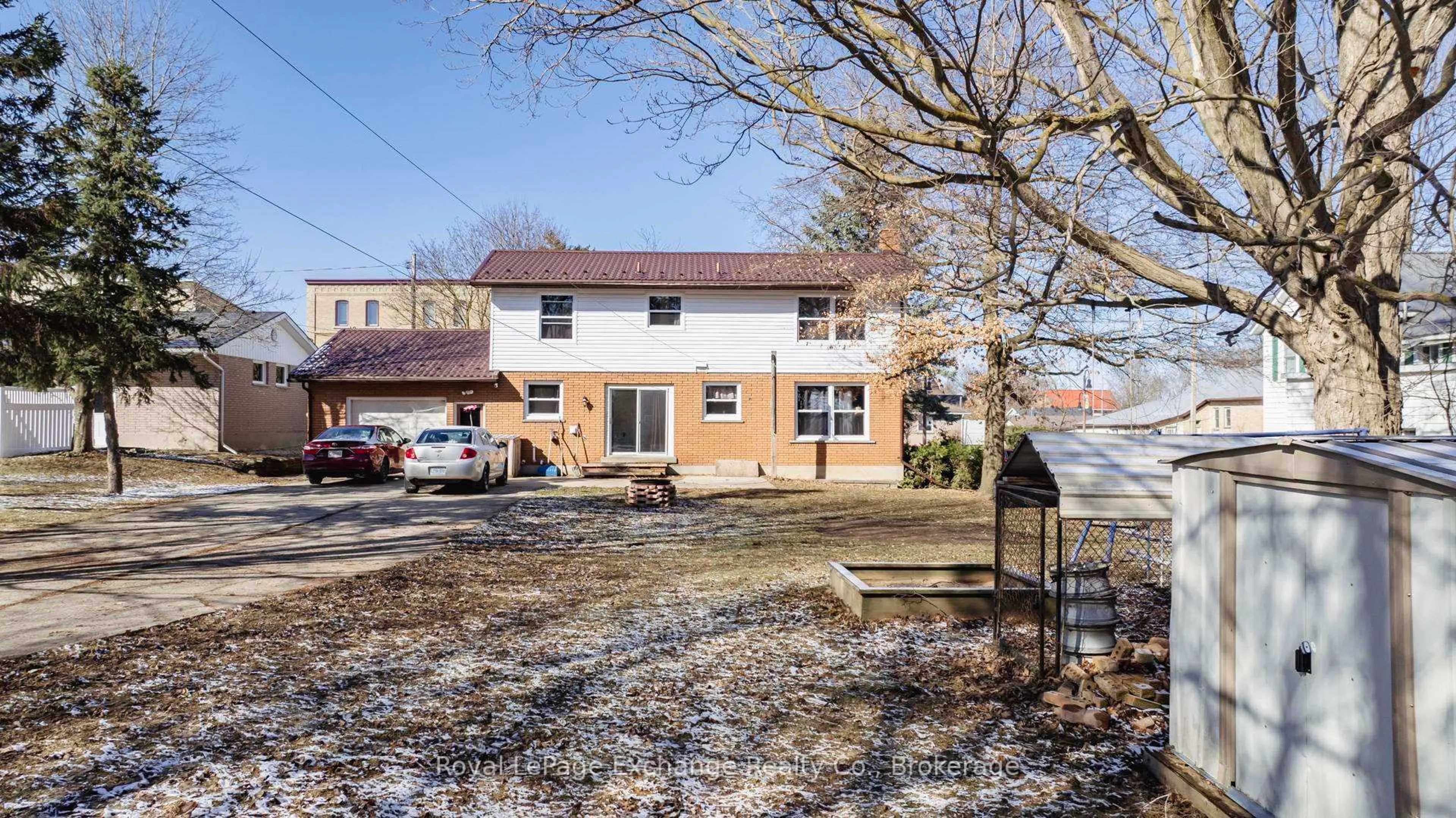 A pic from outside/outdoor area/front of a property/back of a property/a pic from drone, street for 7 Clinton St, South Bruce Ontario N0G 2S0