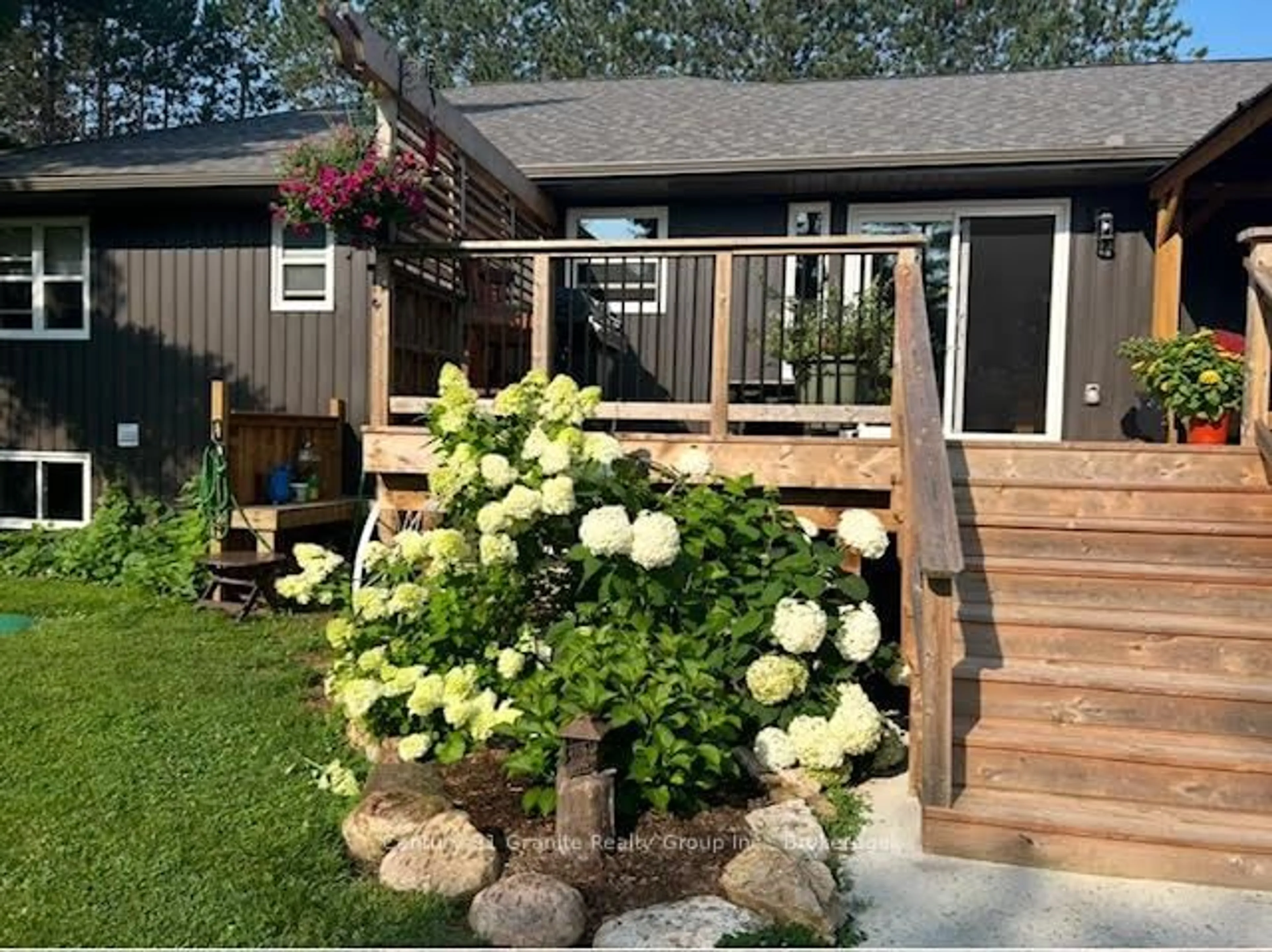 Patio, unknown for 460 Bobcaygeon Rd, Minden Hills Ontario K0M 2K0