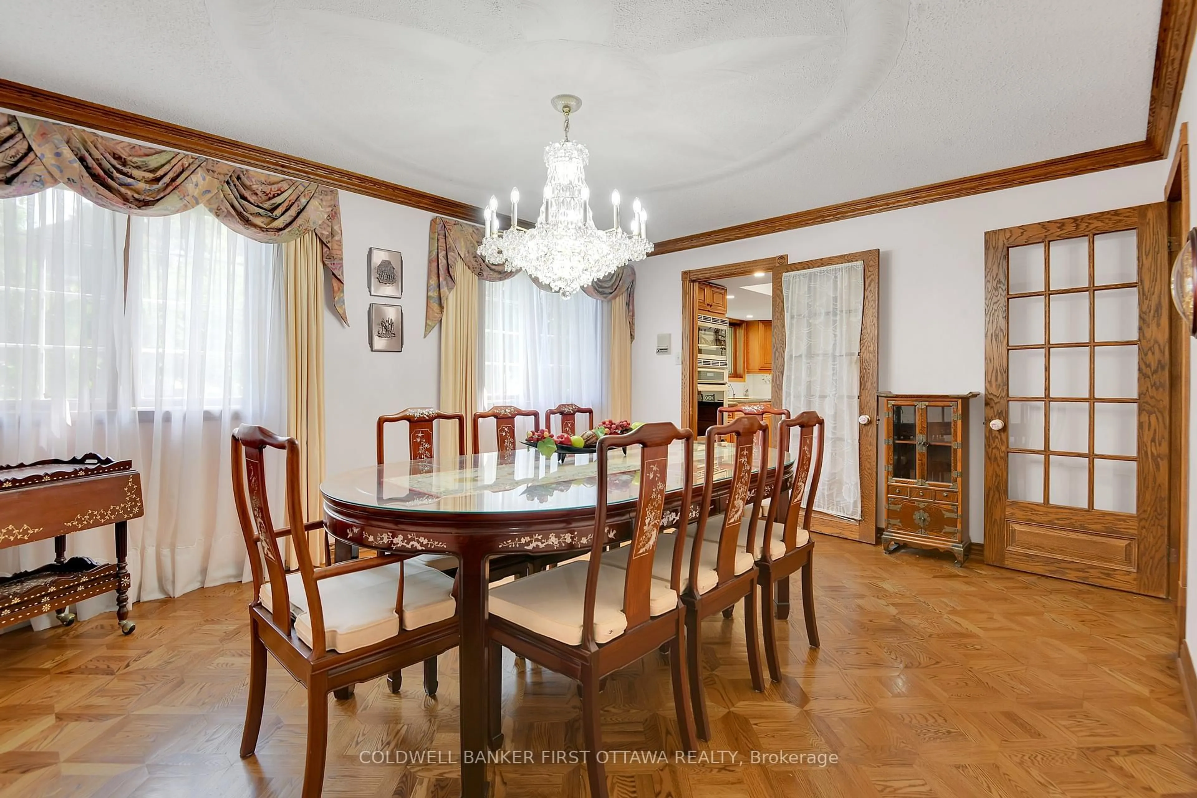 Dining room, unknown for 8 Woodsia Ave, Ottawa Ontario K2R 1A9