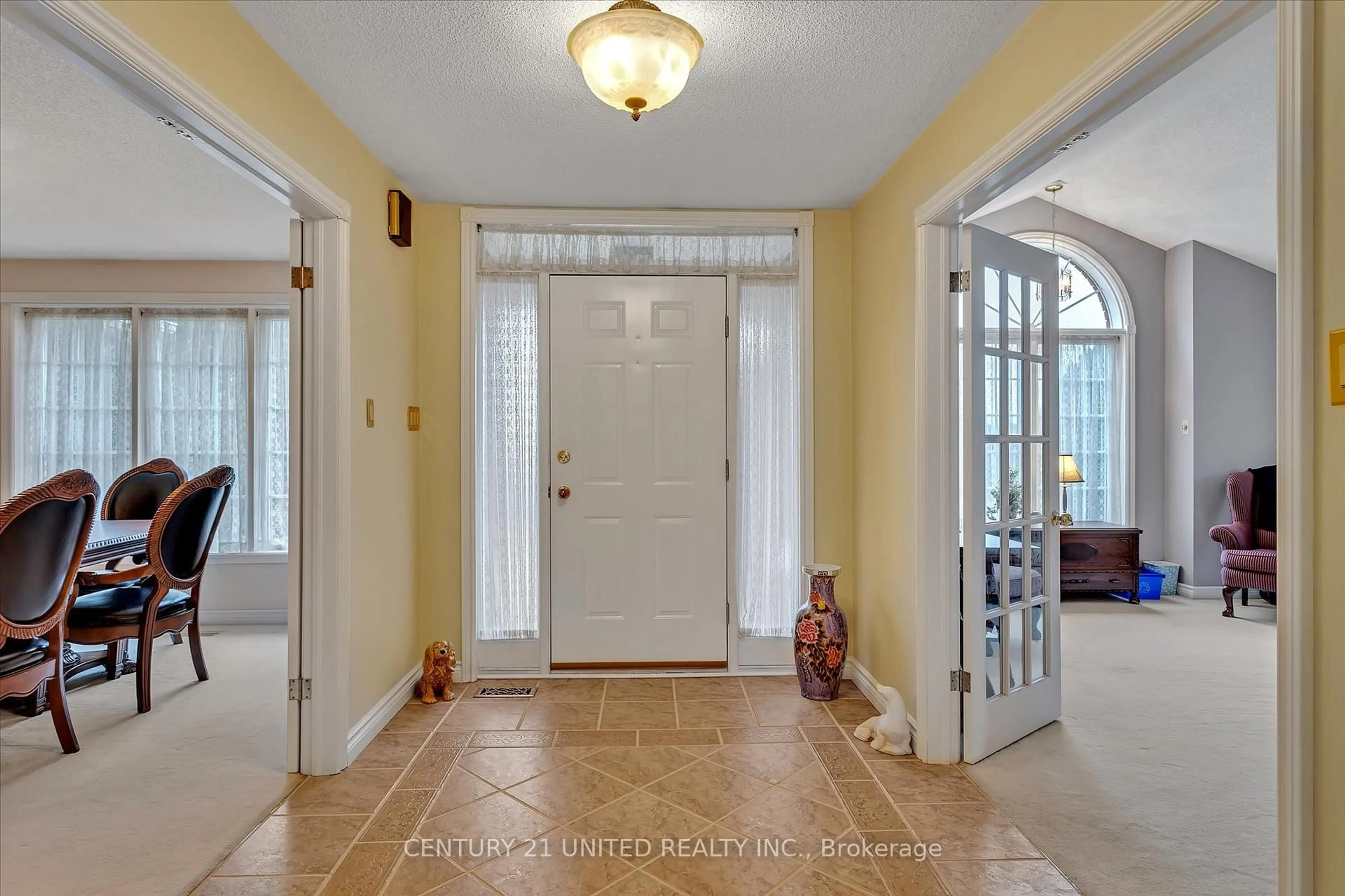 Indoor entryway for 10115 County Road 28 Rd, Hamilton Township Ontario K0L 1B0