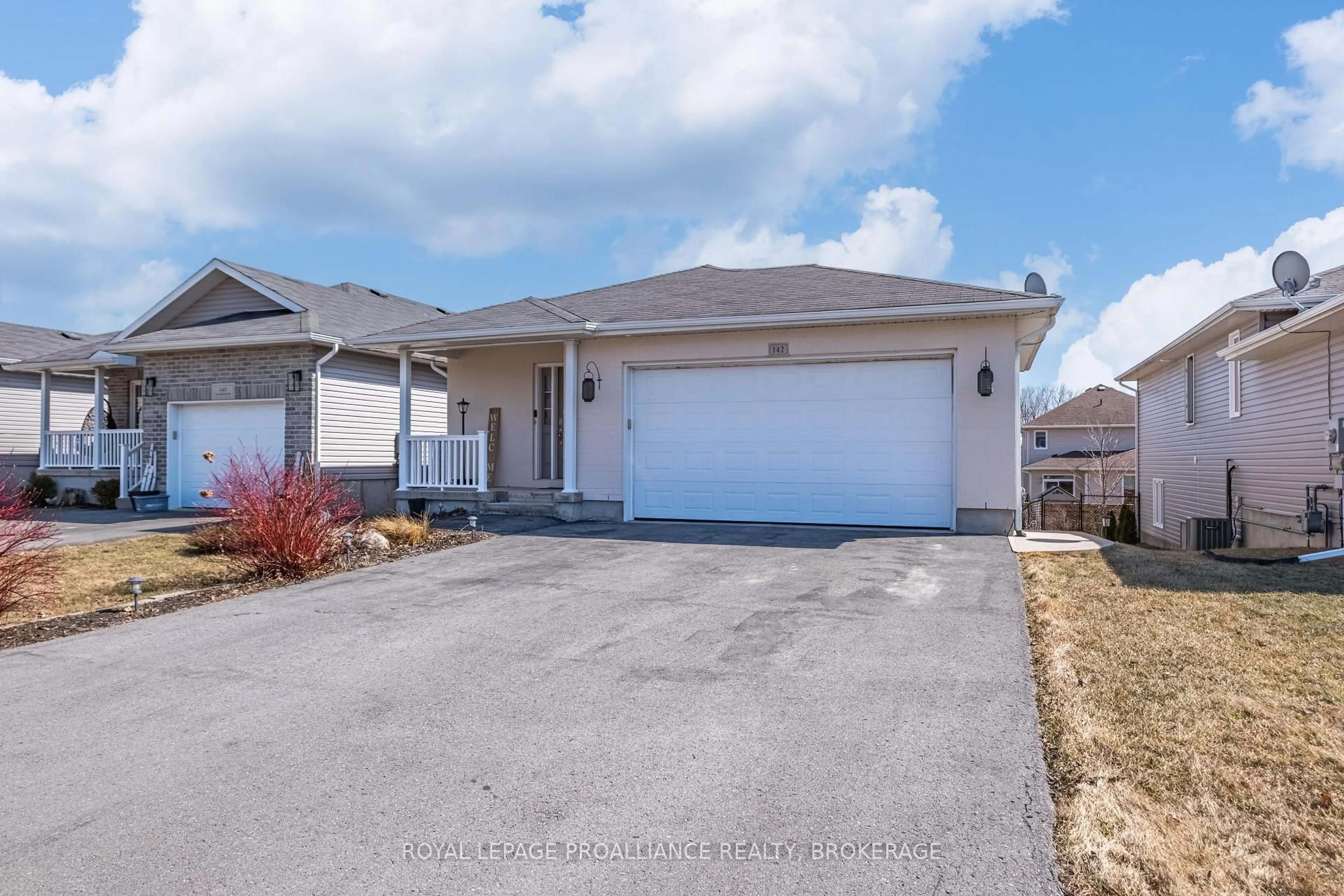 Unknown for 142 Islandview Dr, Amherstview Ontario K7N 0A5