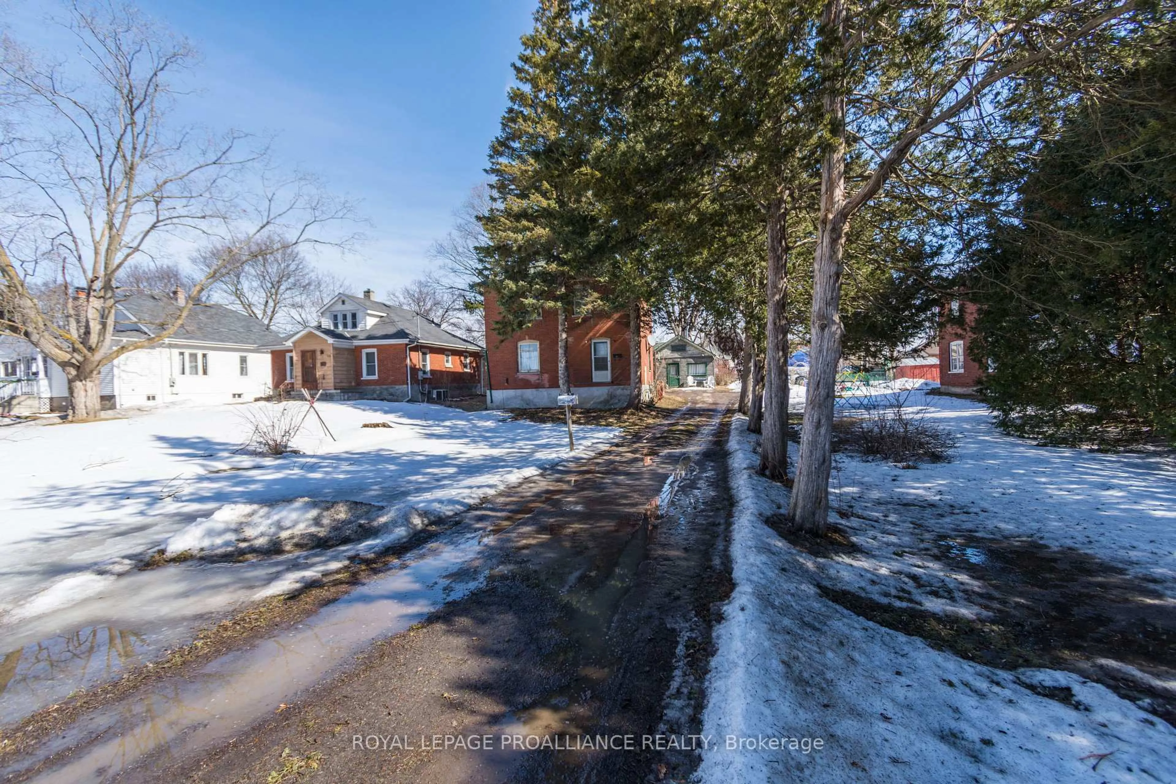 A pic from outside/outdoor area/front of a property/back of a property/a pic from drone, street for 131 Byron St, Quinte West Ontario K8V 2Y5