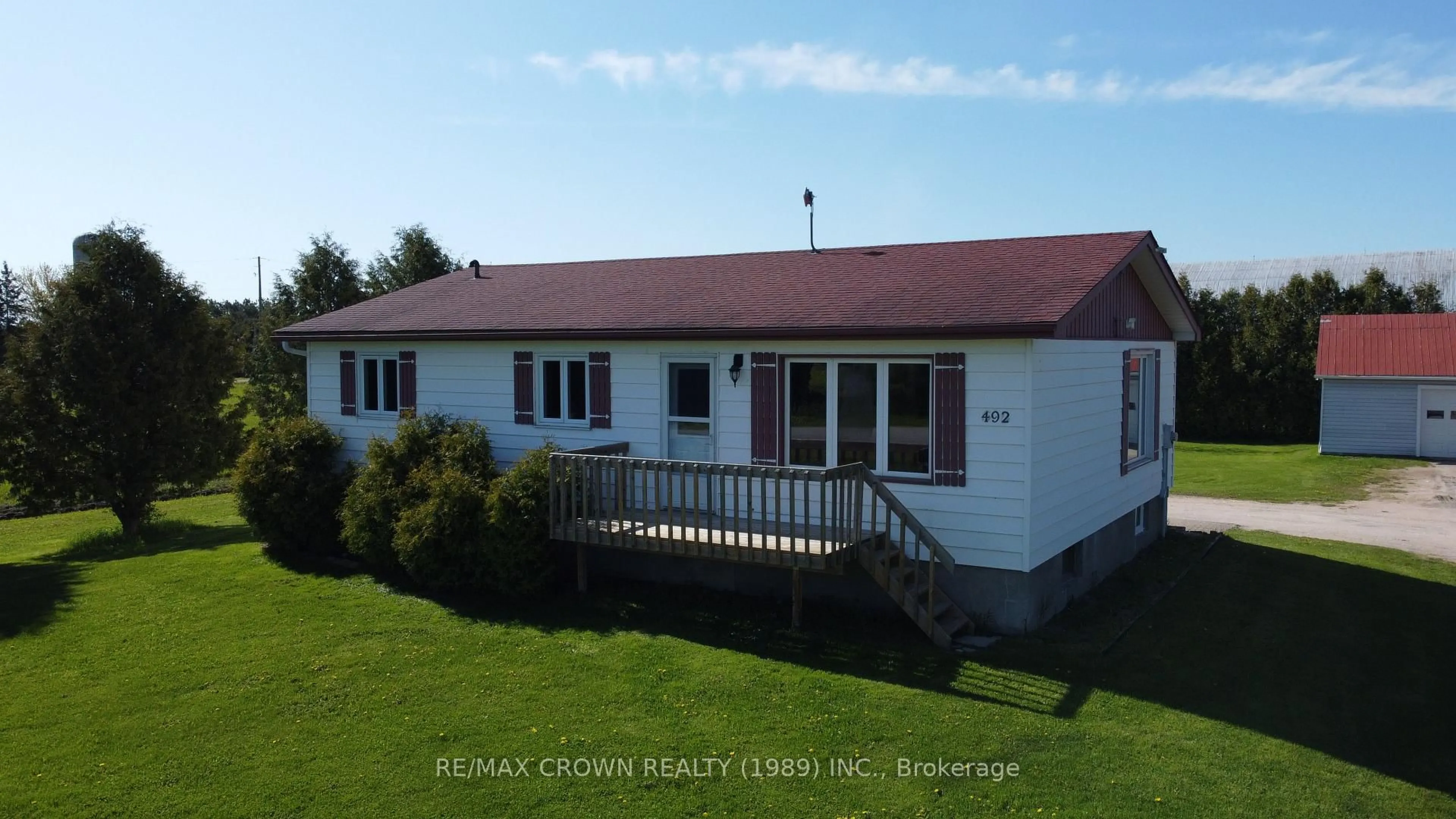 A pic from outside/outdoor area/front of a property/back of a property/a pic from drone, building for 492 Leclair Rd, West Nipissing Ontario P0H 2M0