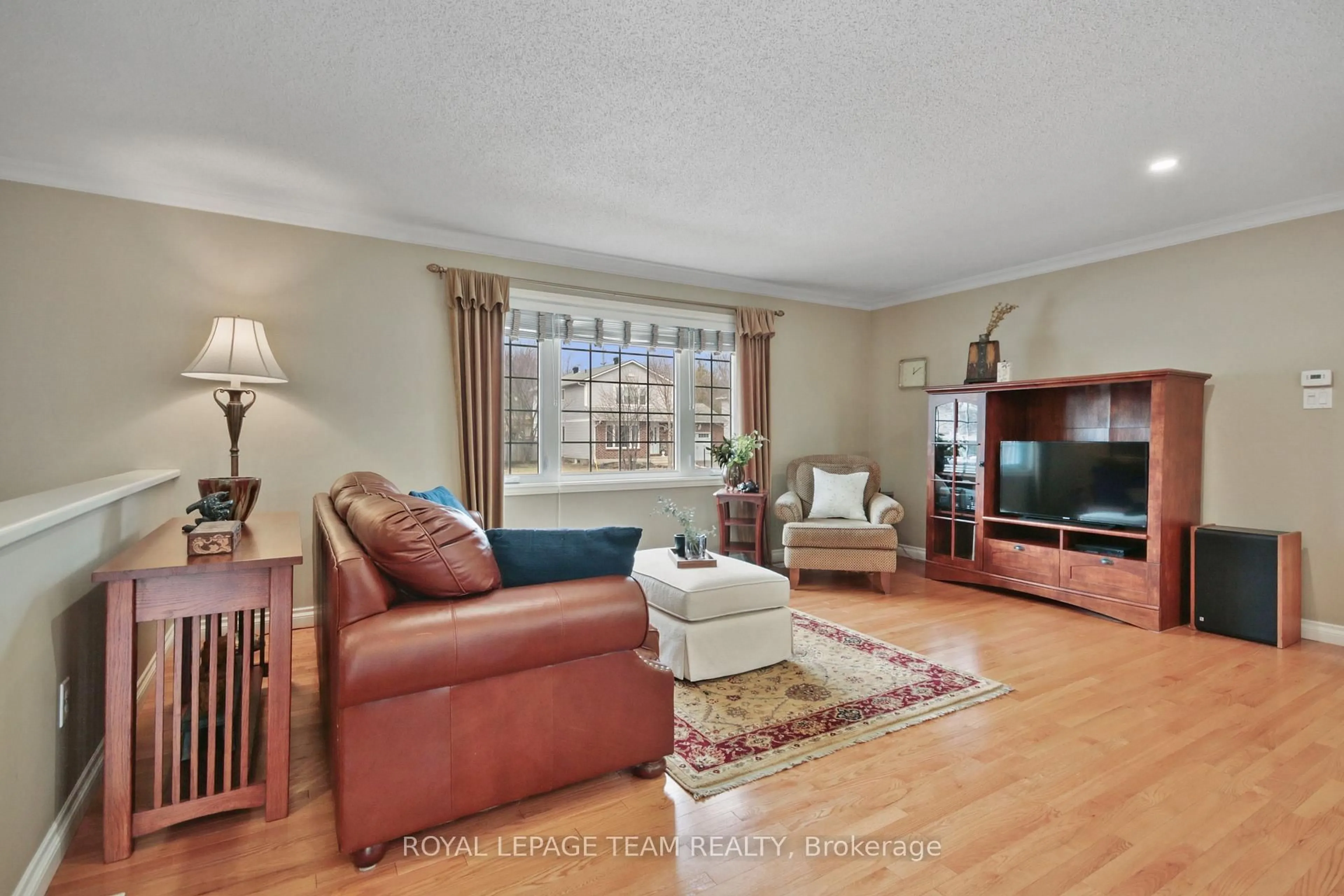 Living room with furniture, unknown for 56 James Lewis Ave, Stittsville Ontario K2S 1K3