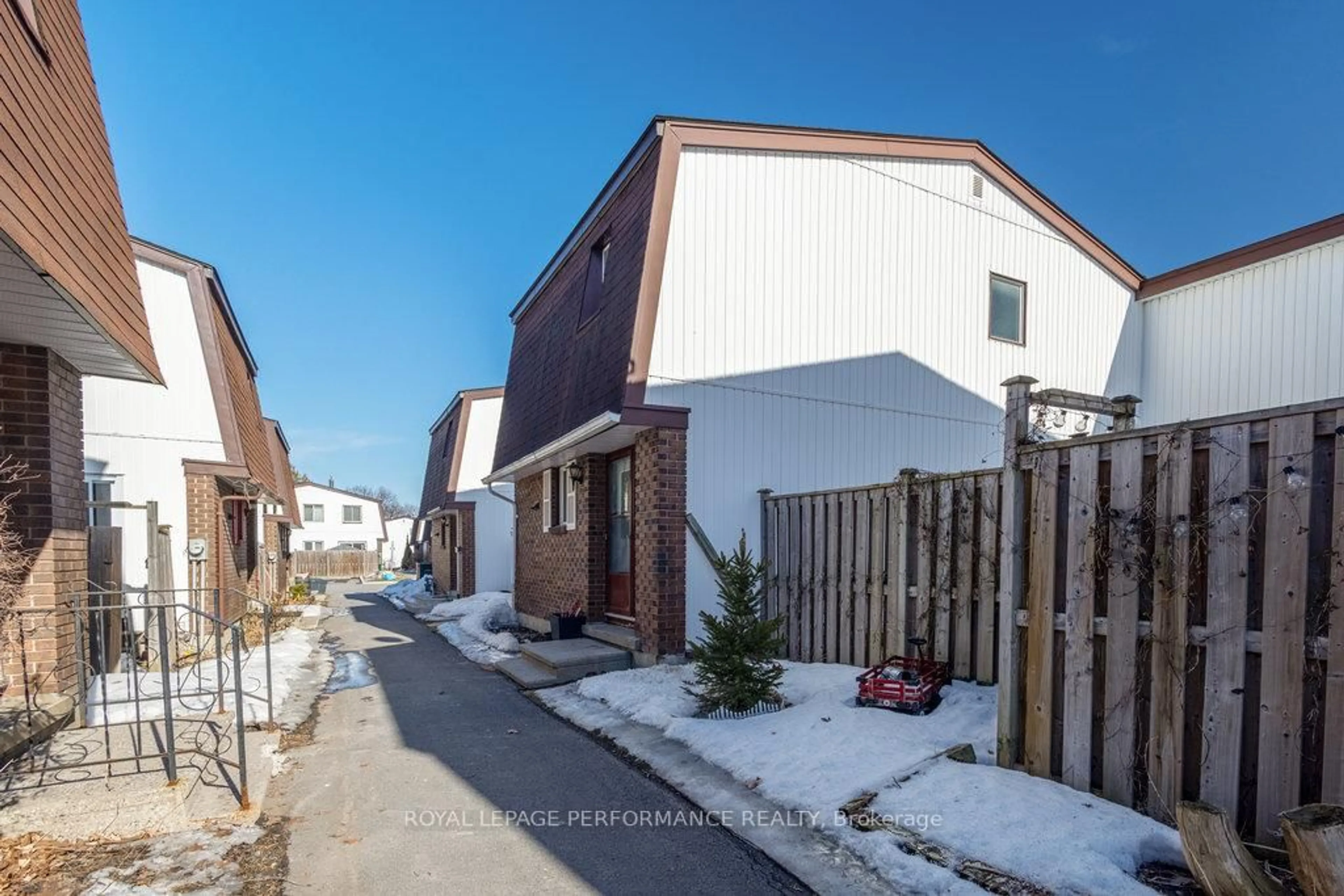 A pic from outside/outdoor area/front of a property/back of a property/a pic from drone, street for 2166 Loyola Ave #156, Ottawa Ontario K1J 8H5