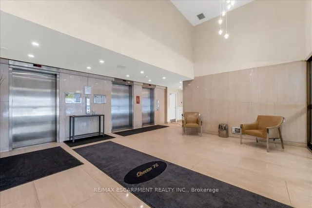 Additional property image - 75 Queen St Unit 1702