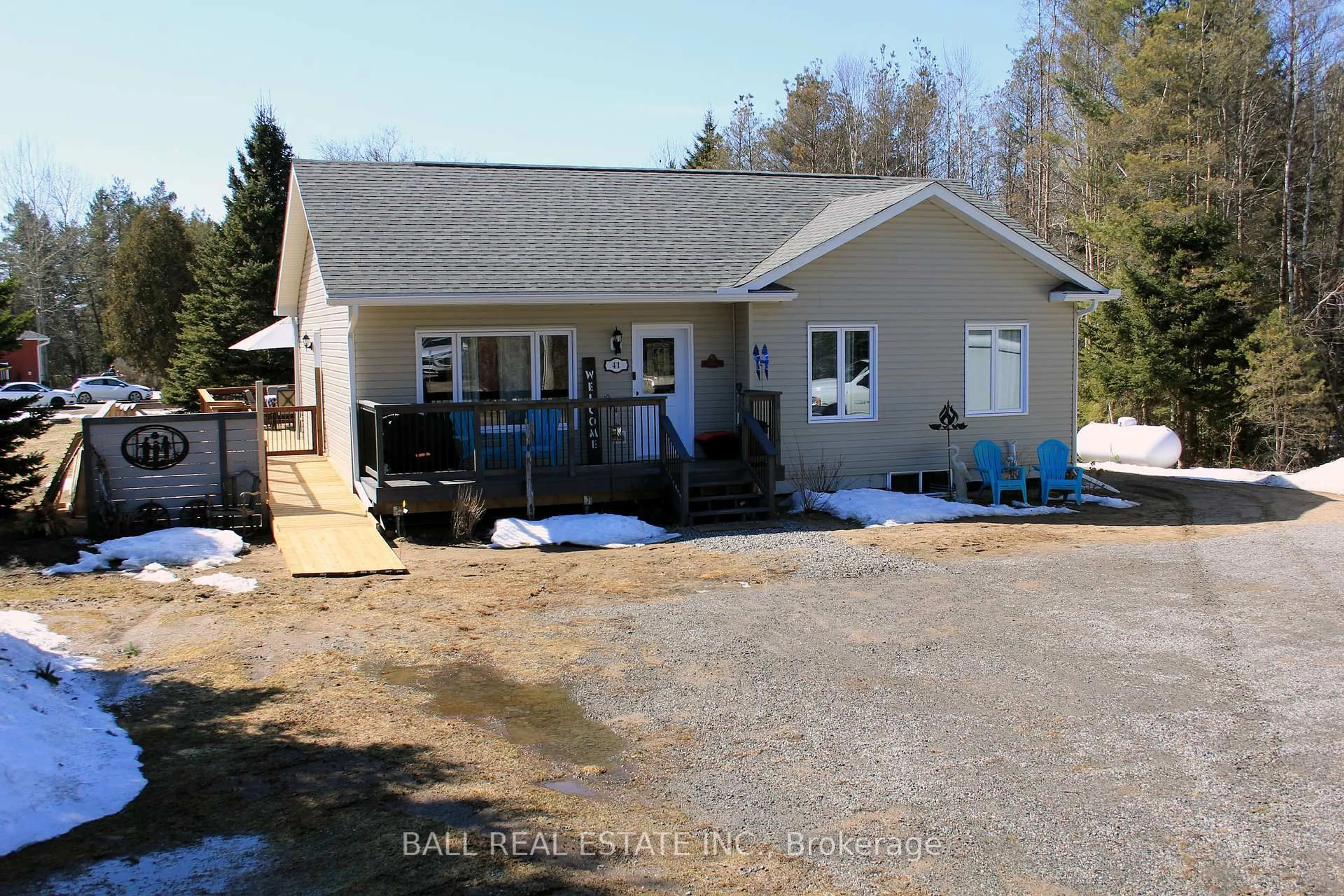 A pic from outside/outdoor area/front of a property/back of a property/a pic from drone, building for 41 Maxwell Settlement Rd, Bancroft Ontario K0L 1C0