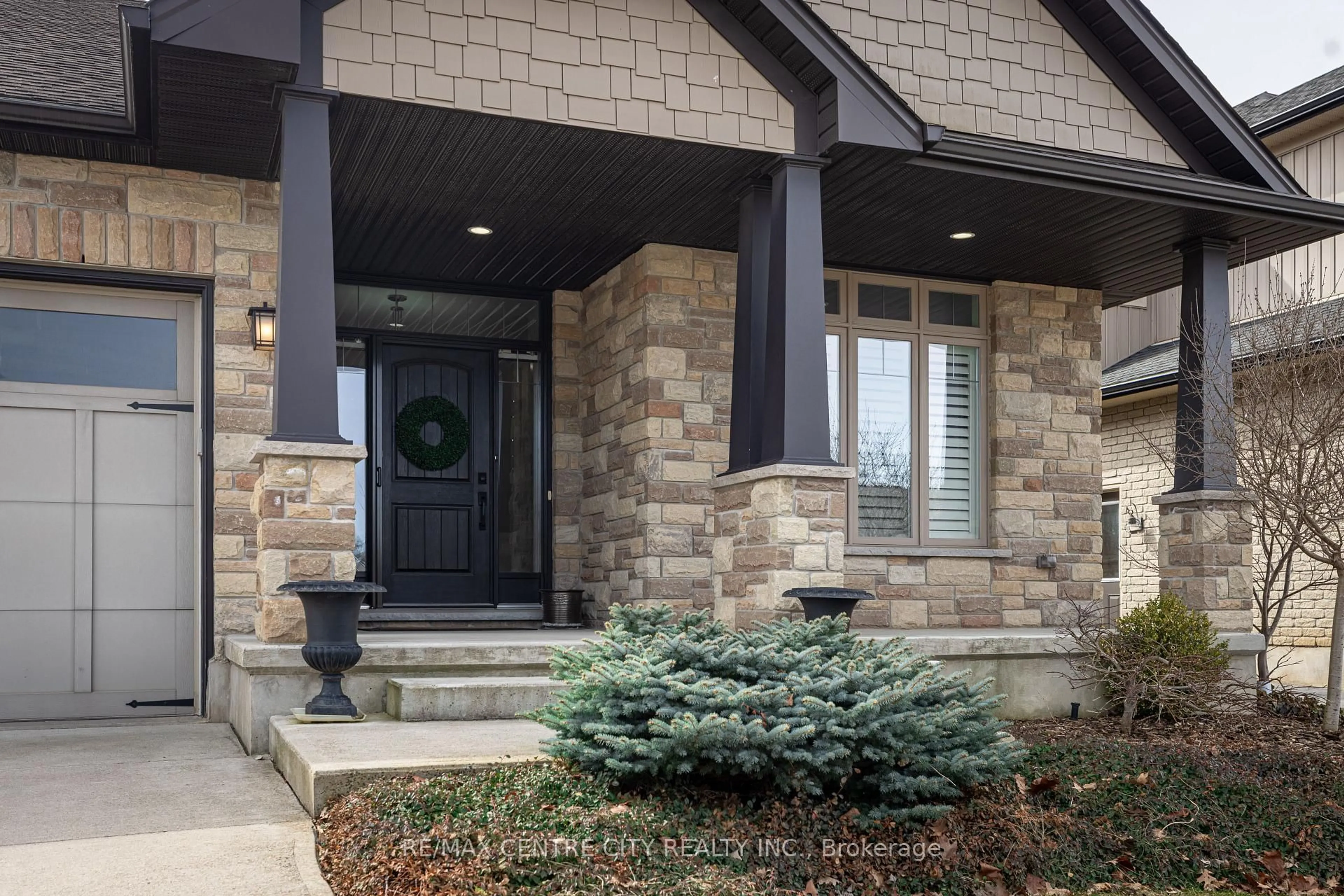 Home with brick exterior material, street for 16 Old Course Rd, St. Thomas Ontario N5R 0C8