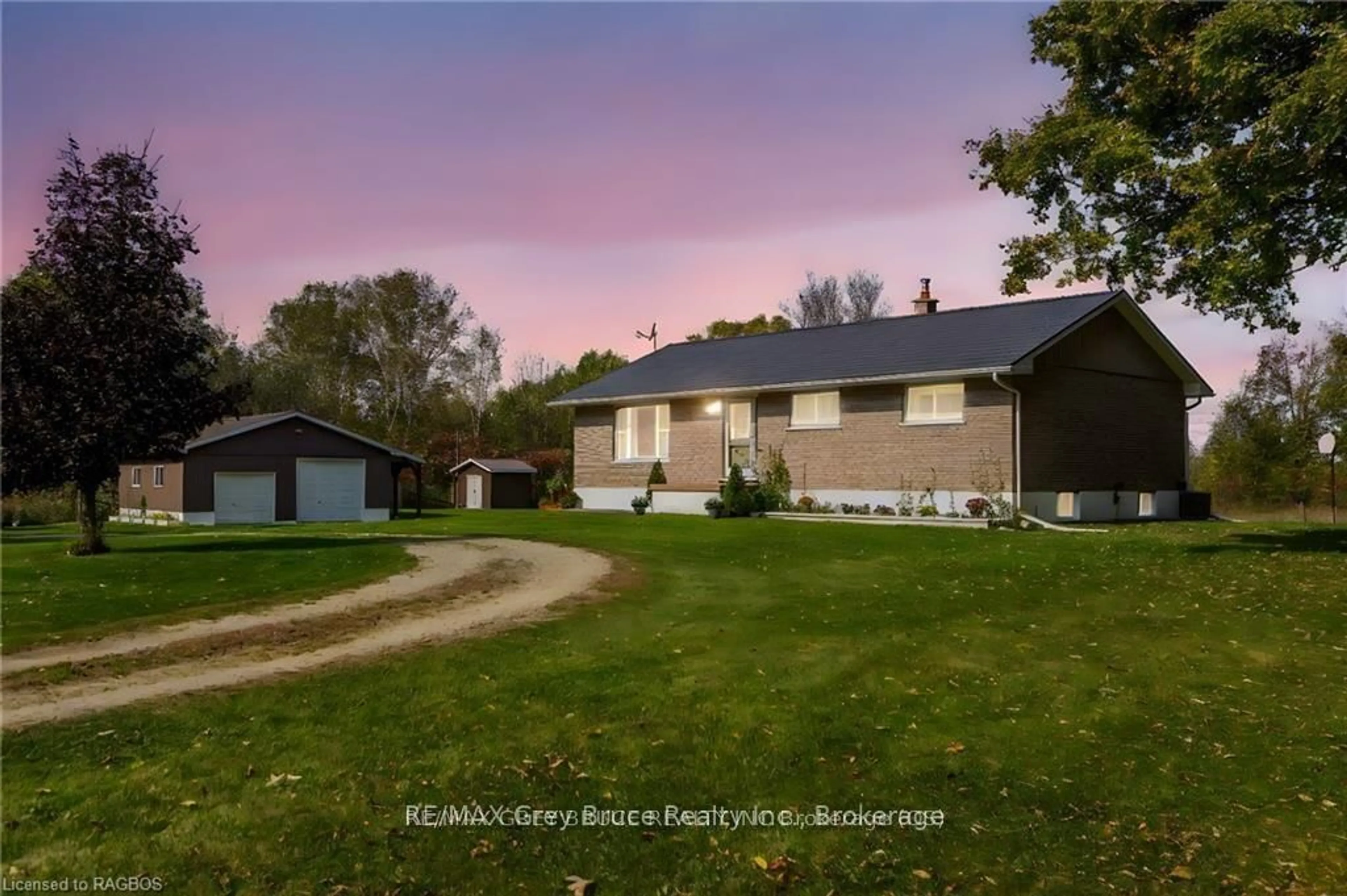 A pic from outside/outdoor area/front of a property/back of a property/a pic from drone, street for 362511 Lindenwood Rd, Georgian Bluffs Ontario N0H 2T0