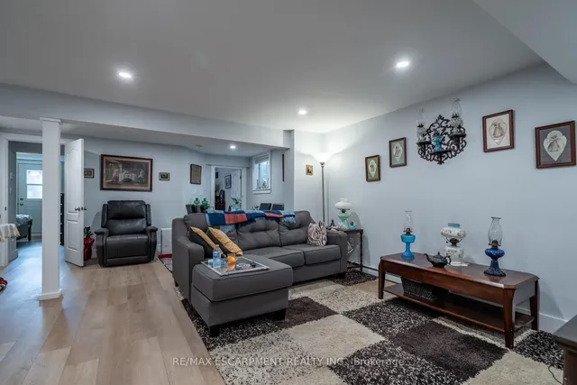 Additional property image - 81 Hamilton St