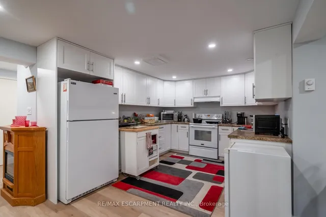Additional property image - 81 Hamilton St
