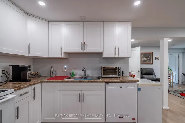 Additional property image - 81 Hamilton St