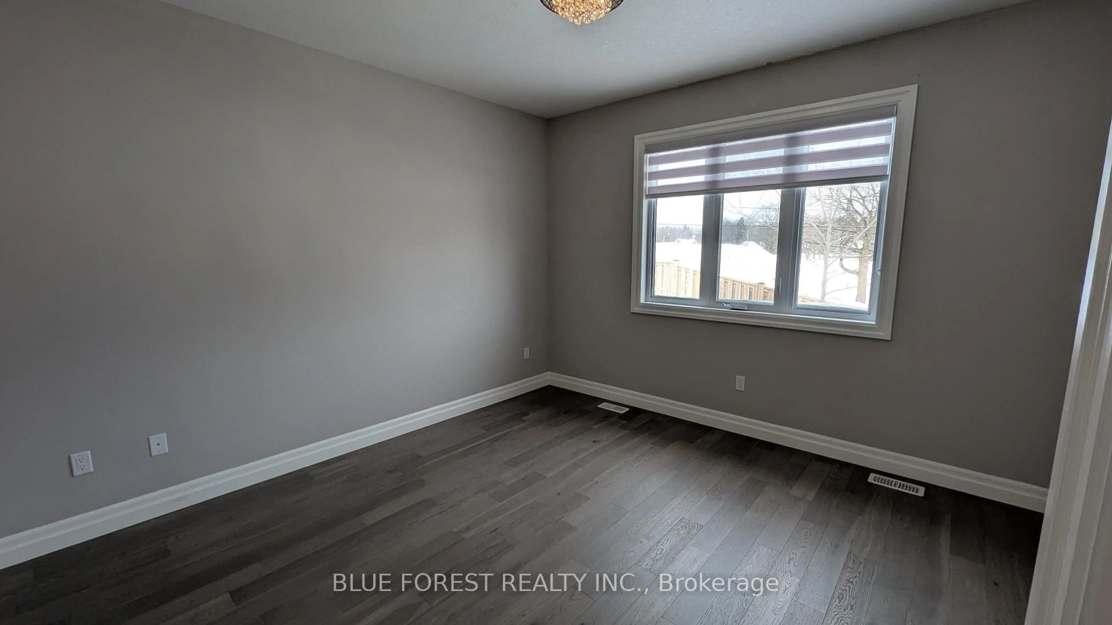 A pic of a room for 273 Riddell St #11, Woodstock Ontario N4S 0C8