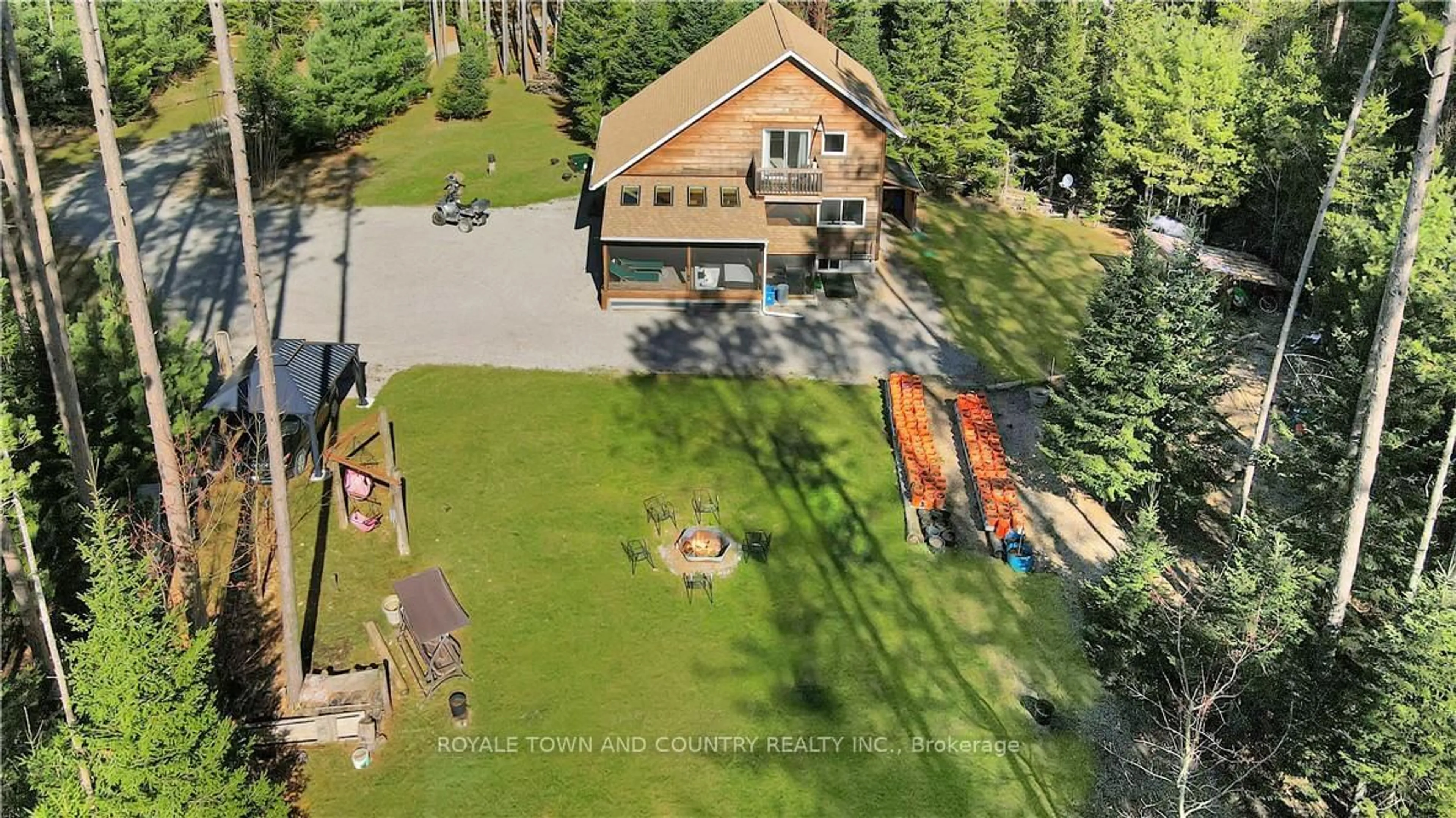 A pic from outside/outdoor area/front of a property/back of a property/a pic from drone, building for 22 Winchester Dr, Kawartha Lakes Ontario K0M 1C0