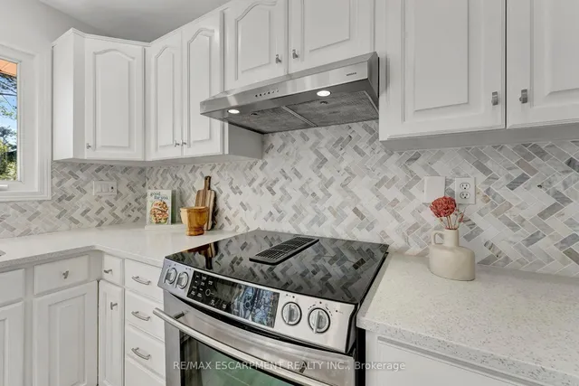 Additional property image - 216 Sioux Rd