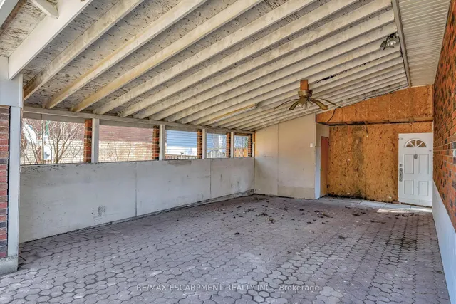 Additional property image - 216 Sioux Rd