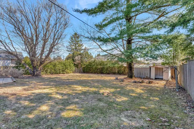 Additional property image - 216 Sioux Rd