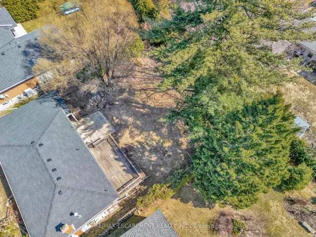 Additional property image - 216 Sioux Rd