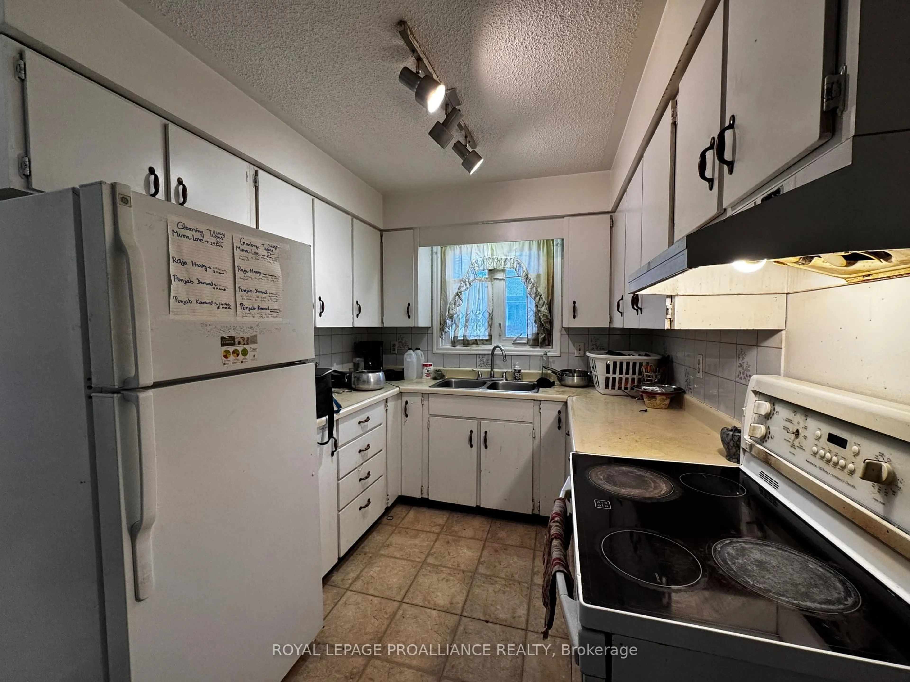 Standard kitchen, unknown for 57 Donald St, Belleville Ontario K8P 2J2