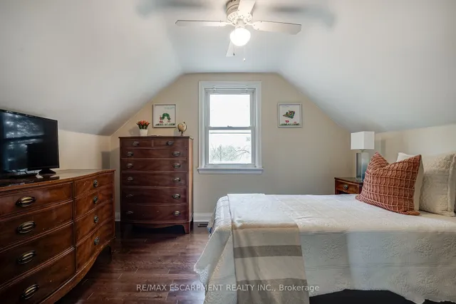 Additional property image - 558 Governors Rd