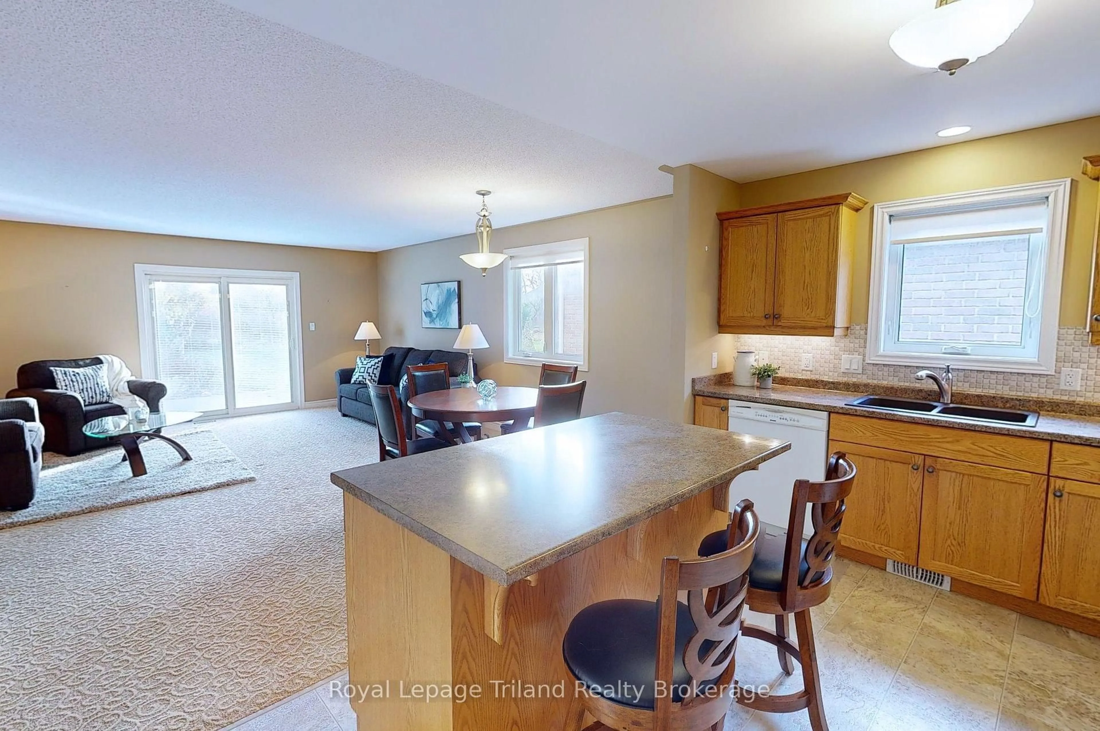 Open concept kitchen, unknown for 23 Hogarth Dr, Tillsonburg Ontario N4G 0C2