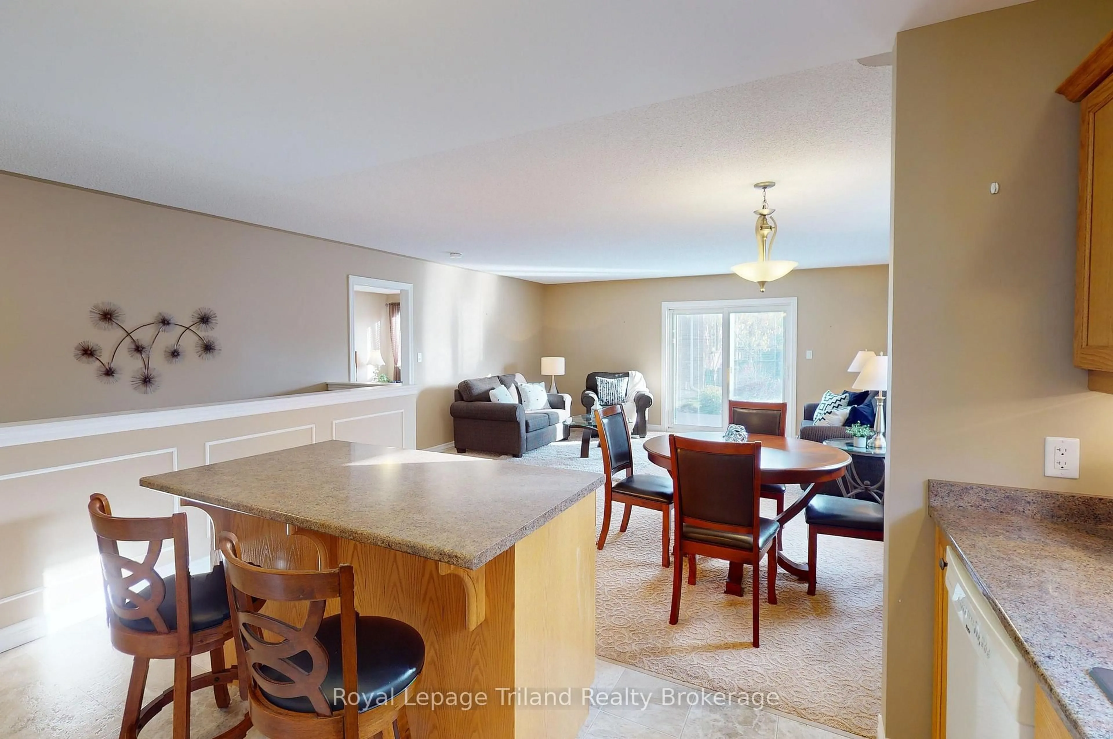 Open concept kitchen, unknown for 23 Hogarth Dr, Tillsonburg Ontario N4G 0C2