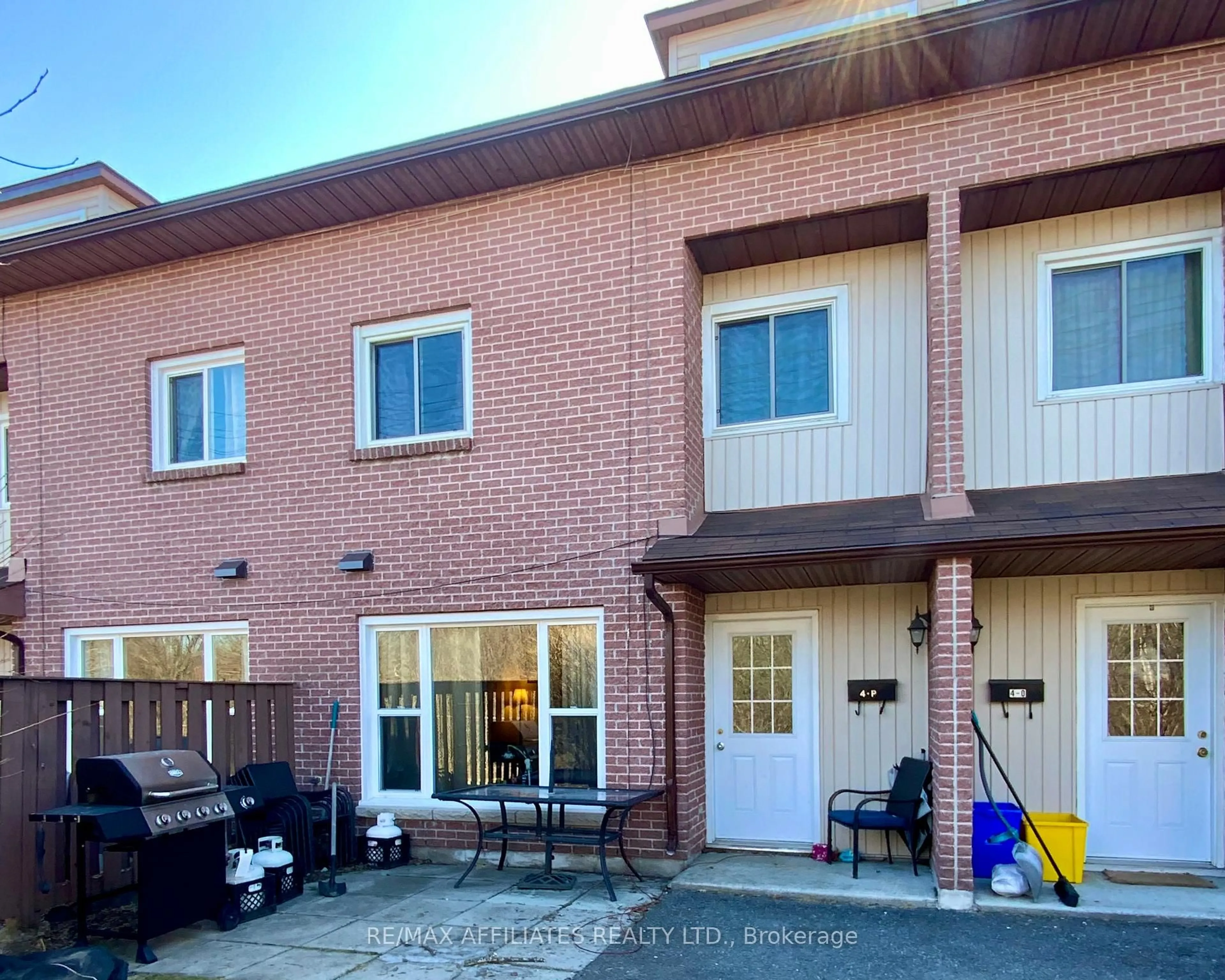 Home with brick exterior material, street for 4 Pearl St #Unit P, Smiths Falls Ontario K7A 5B5