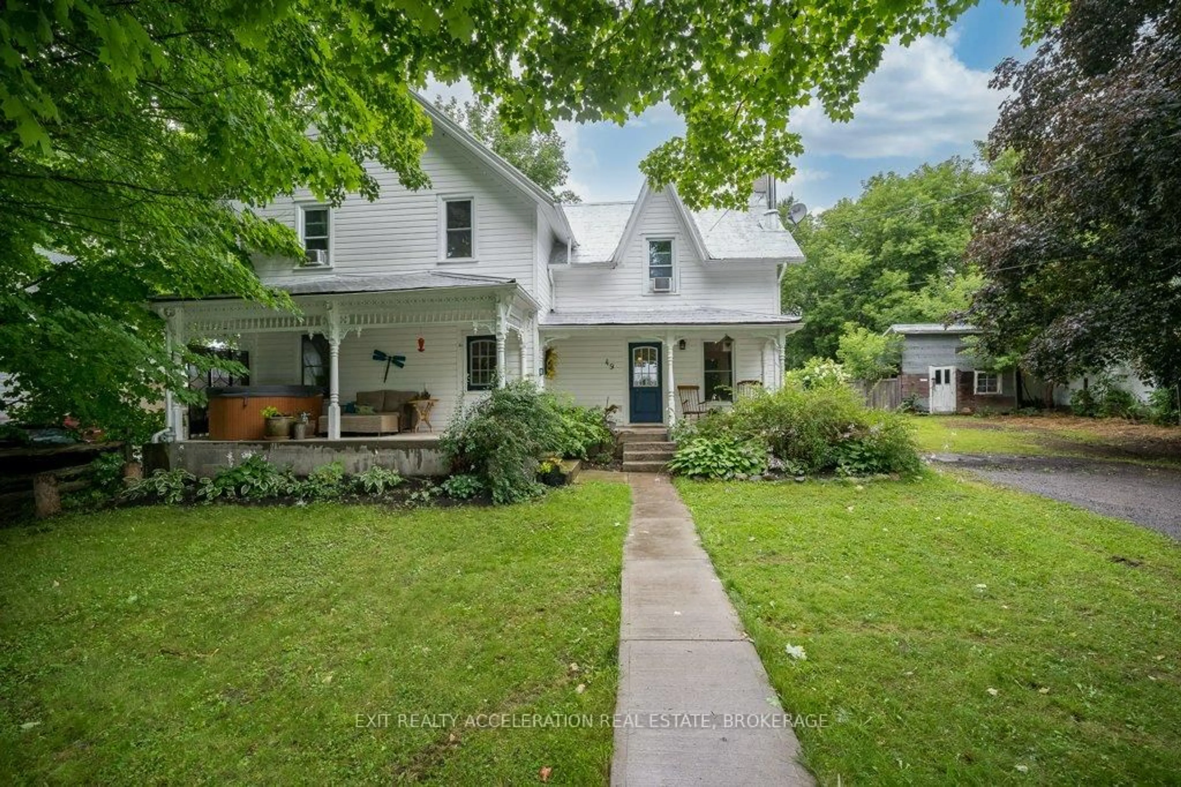 A pic from outside/outdoor area/front of a property/back of a property/a pic from drone, street for 49 Prince St, Kaladar Ontario K0K 1Z0