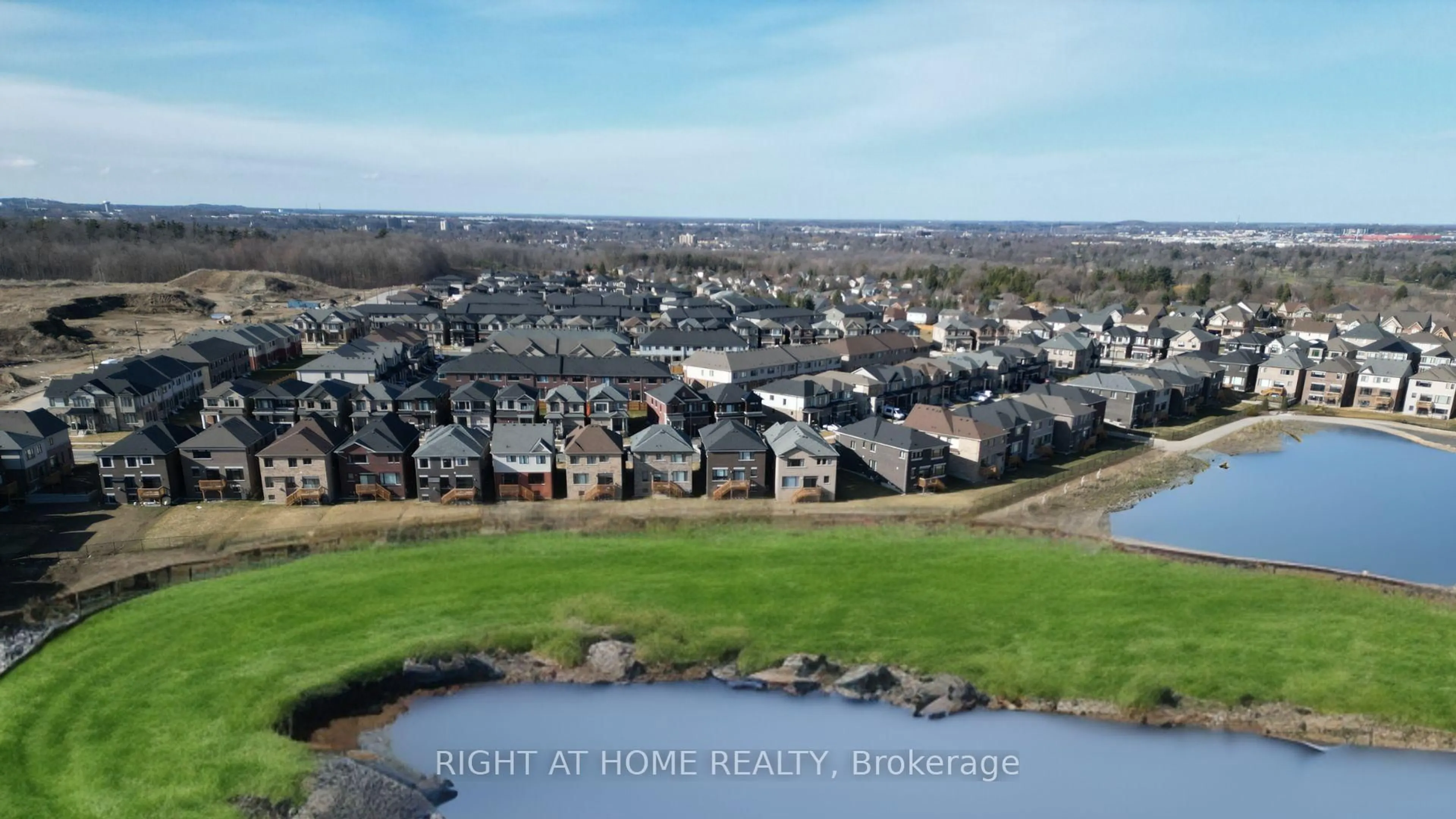 A pic from outside/outdoor area/front of a property/back of a property/a pic from drone, water/lake/river/ocean view for 27 Blackburn St, Cambridge Ontario N1S 0E1