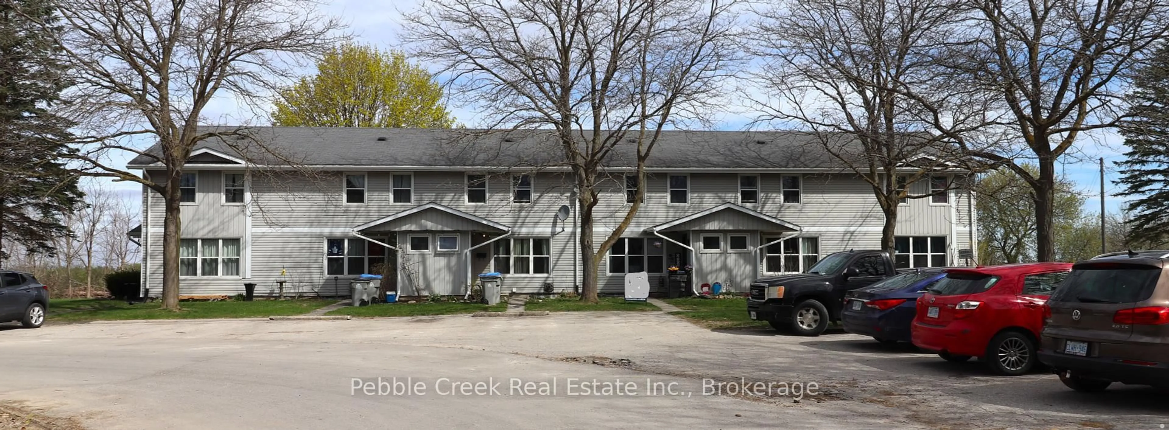 Unknown for 32 St Charles Pl, Huron East Ontario N0M 1L0