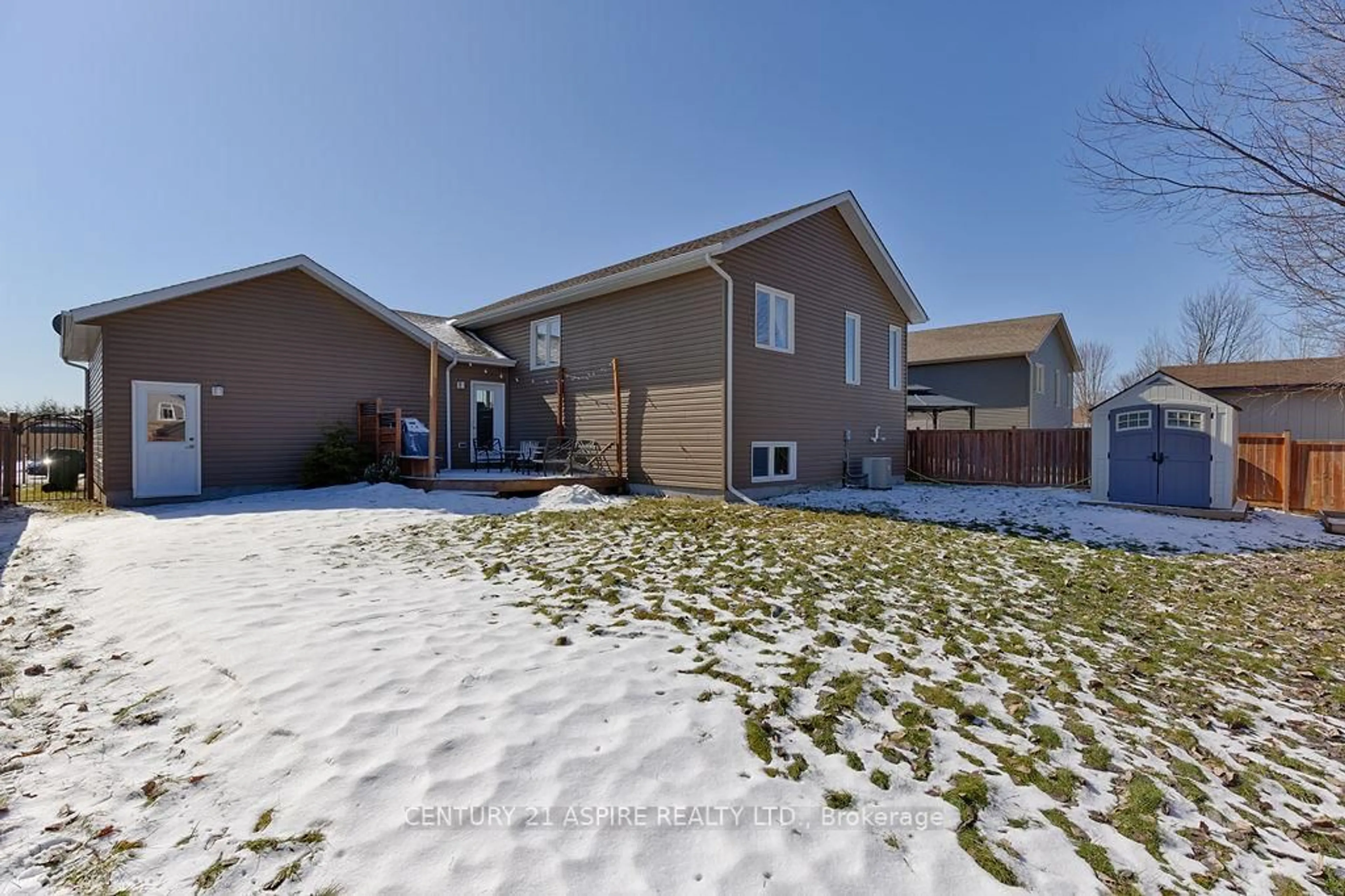 Unknown for 537 Gardner Cres, Petawawa Ontario K8H 0C4