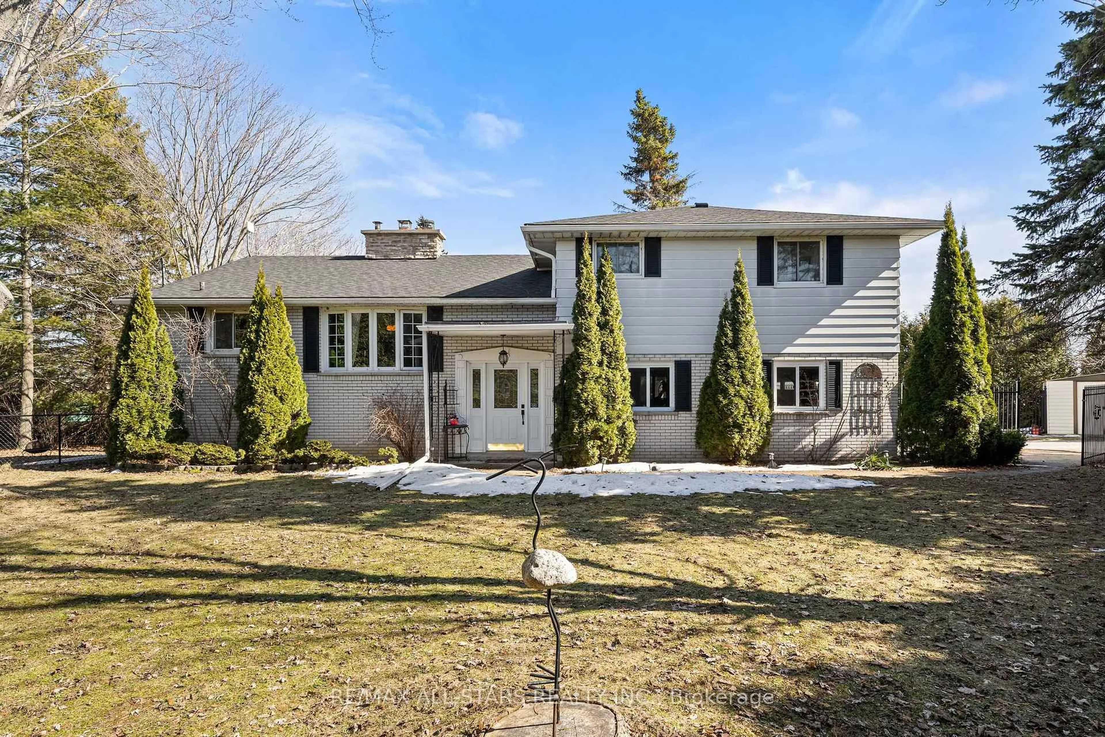 A pic from outside/outdoor area/front of a property/back of a property/a pic from drone, street for 137 Anderson Dr, Kawartha Lakes Ontario K0M 1G0