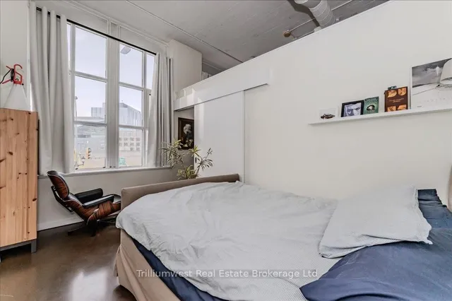Additional property image - 410 King St Unit 222