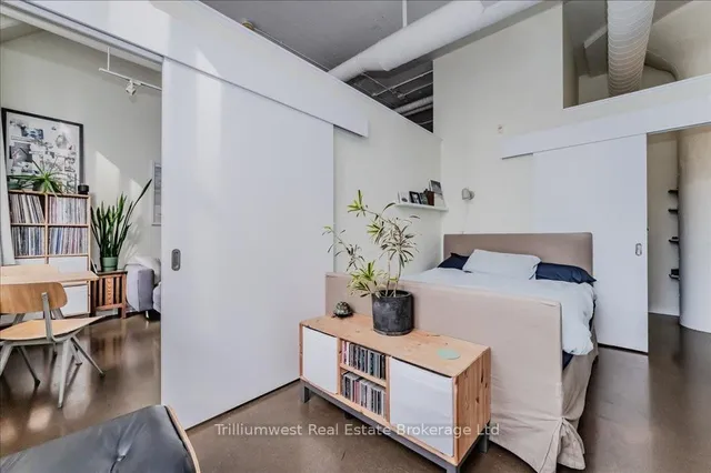 Additional property image - 410 King St Unit 222