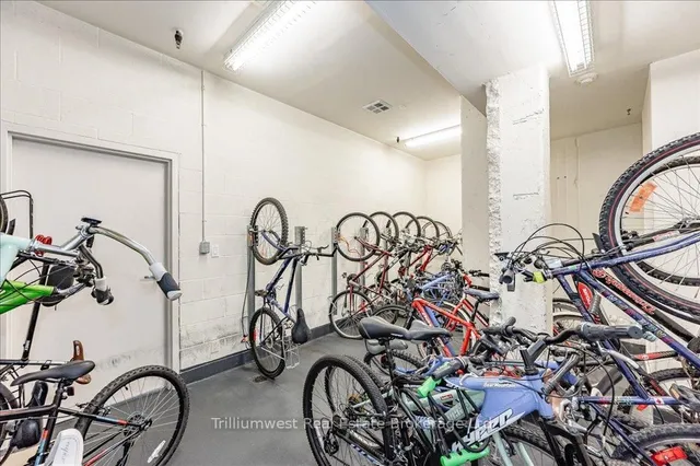 Additional property image - 410 King St Unit 222